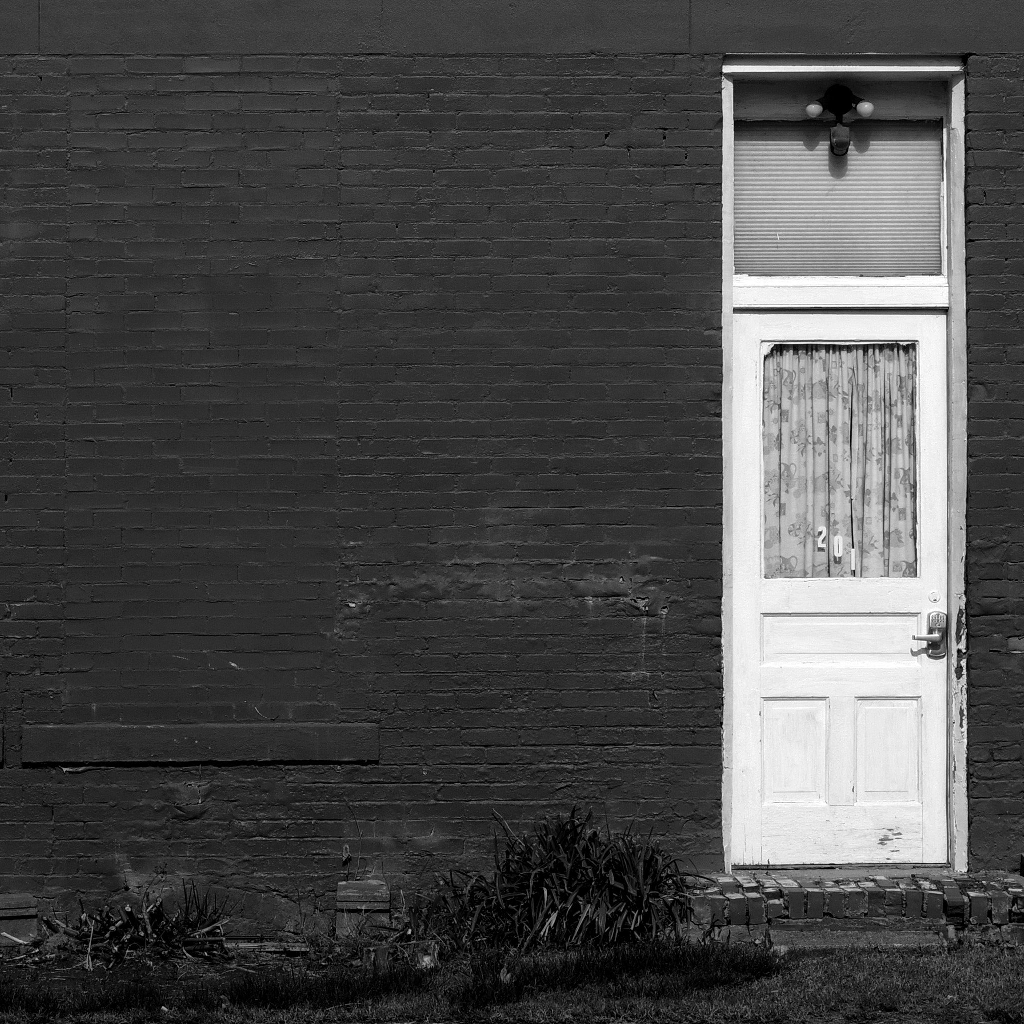 Pentax K-S2 sample photo. Hotel mann door photography