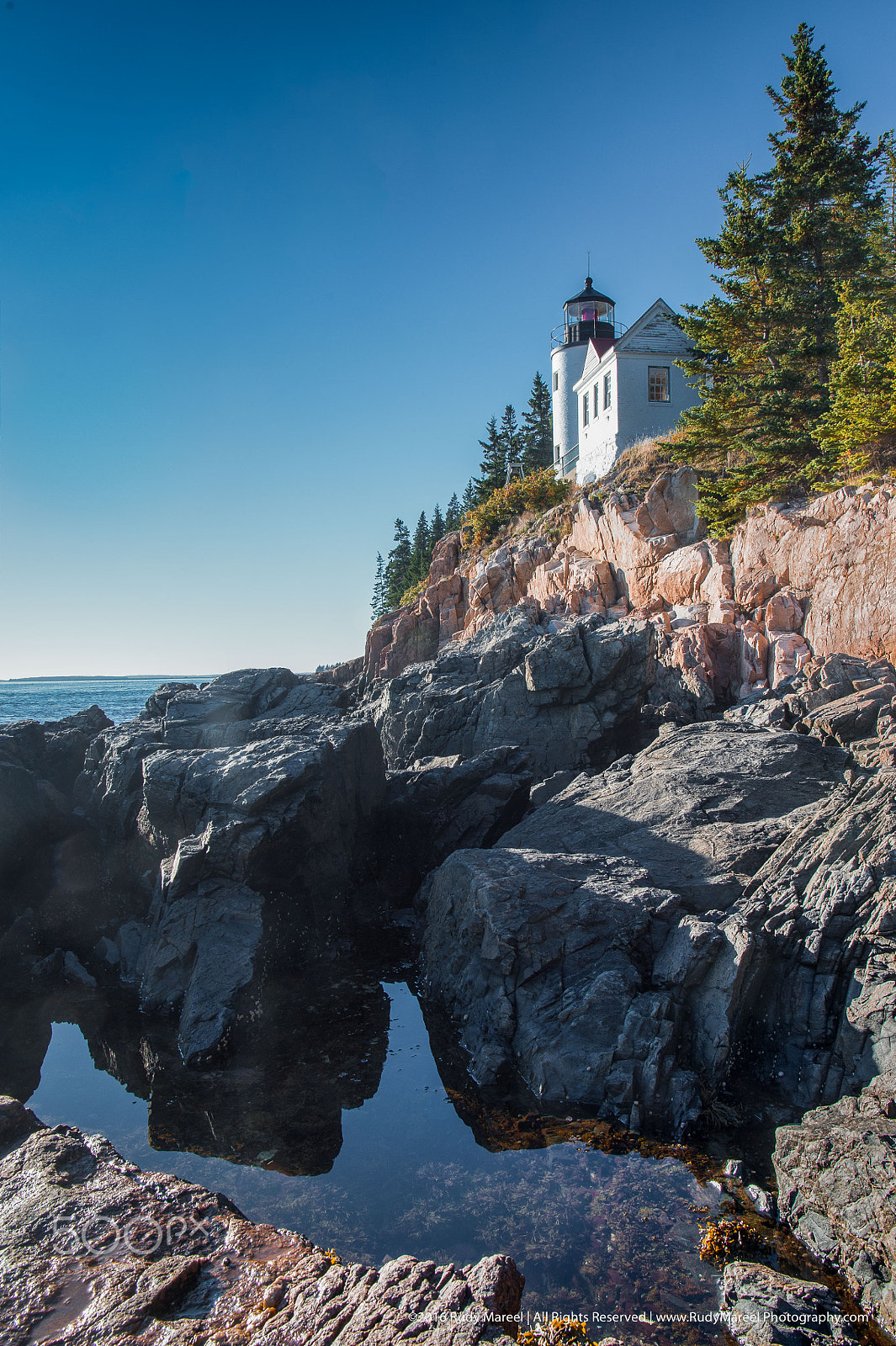Nikon AF-S Nikkor 24-70mm F2.8E ED VR sample photo. Bass harbor head light photography