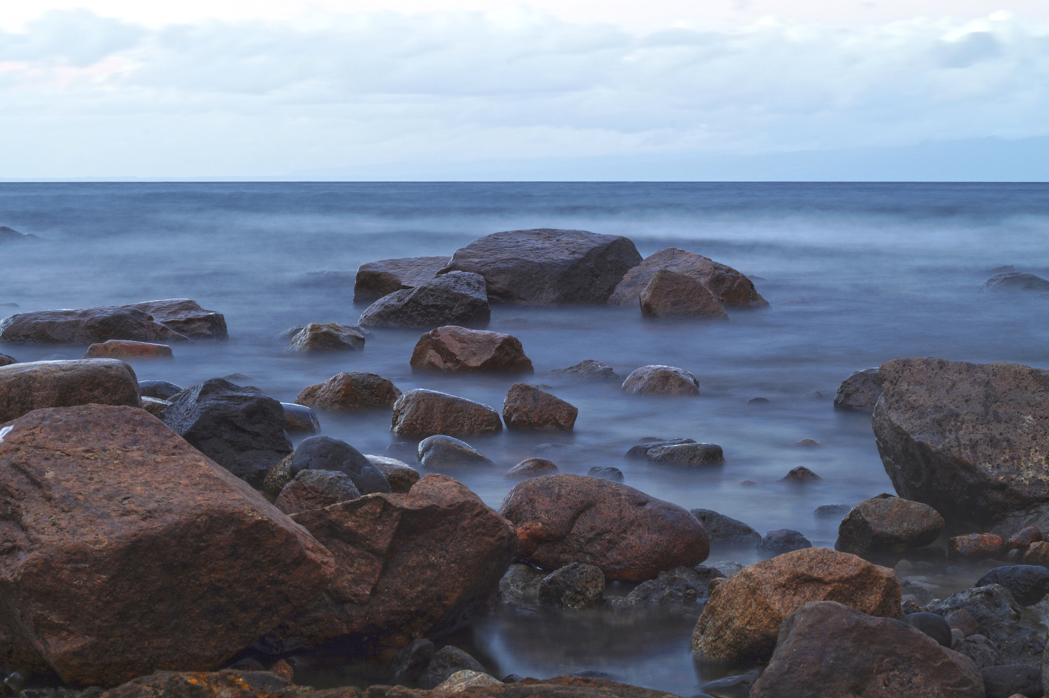 Sony Alpha a3500 + Sony DT 50mm F1.8 SAM sample photo. Lago a las rocas photography