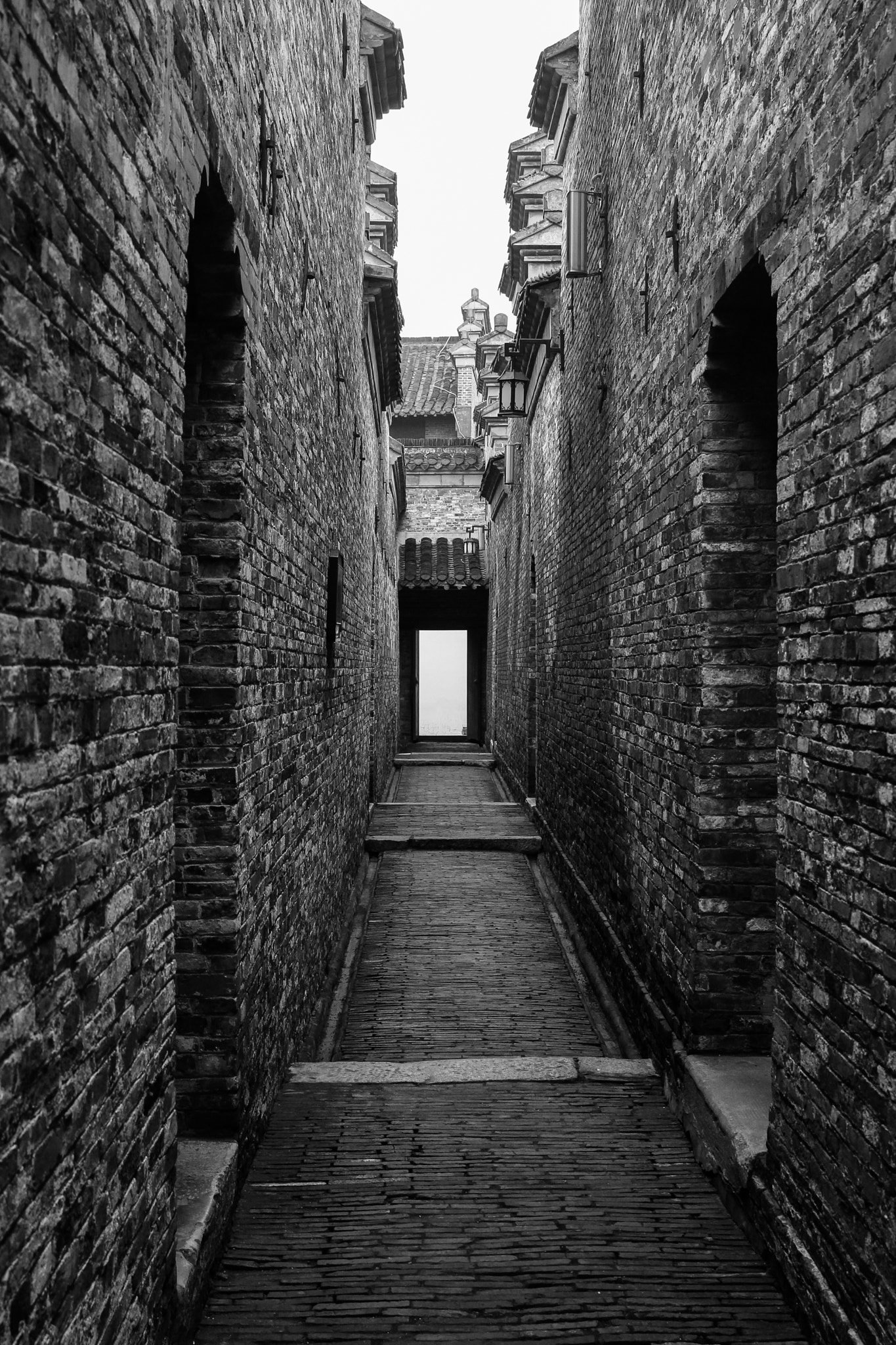 Canon EF 24-70mm F2.8L II USM sample photo. Spacious courtyard photography