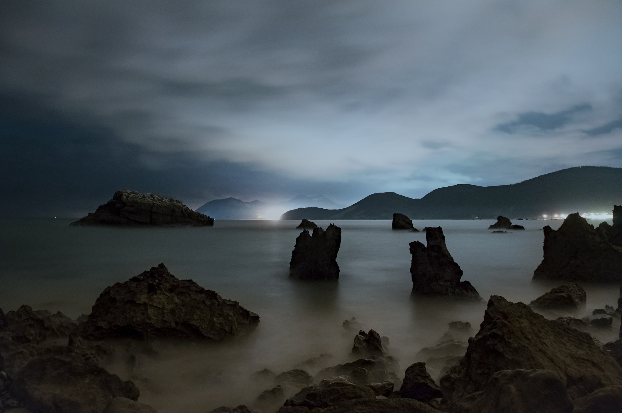 Sigma 18-200mm F3.5-6.3 DC sample photo. Entre rocas photography