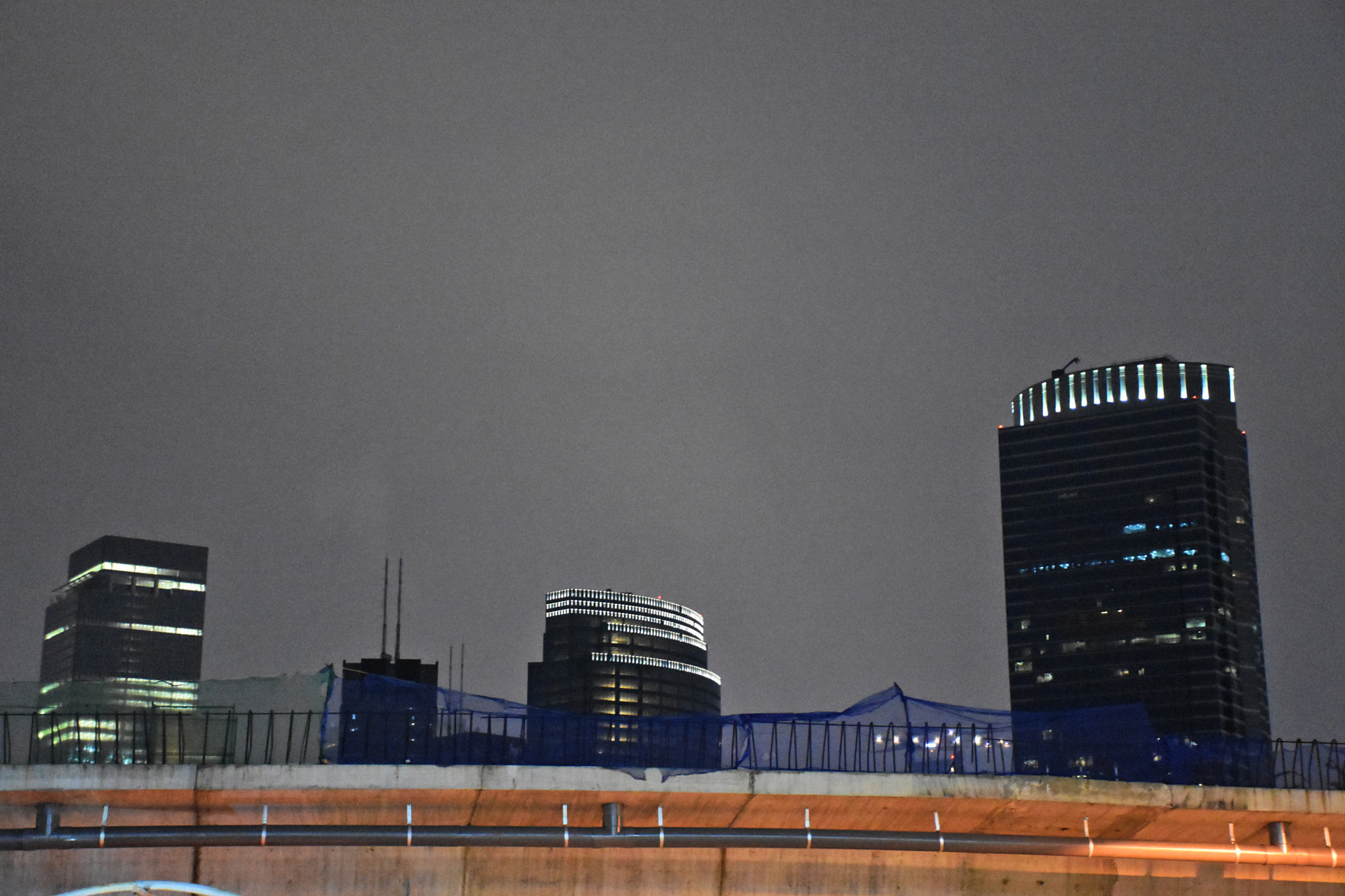 Nikon D7200 + AF Zoom-Nikkor 35-70mm f/2.8 sample photo. Night in jakarta photography