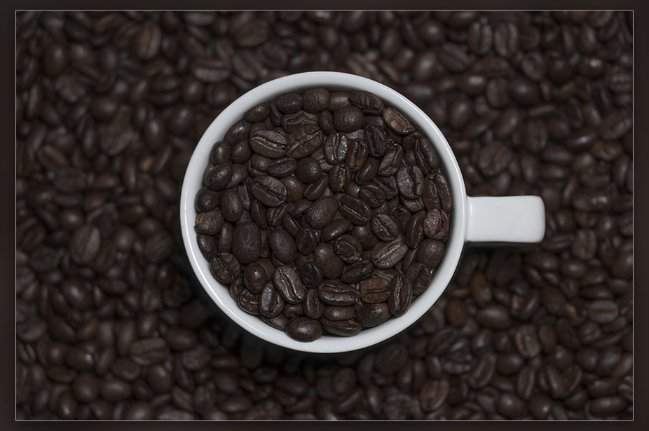 Nikon D300 + Sigma 150mm F2.8 EX DG OS Macro HSM sample photo. Coffee photography