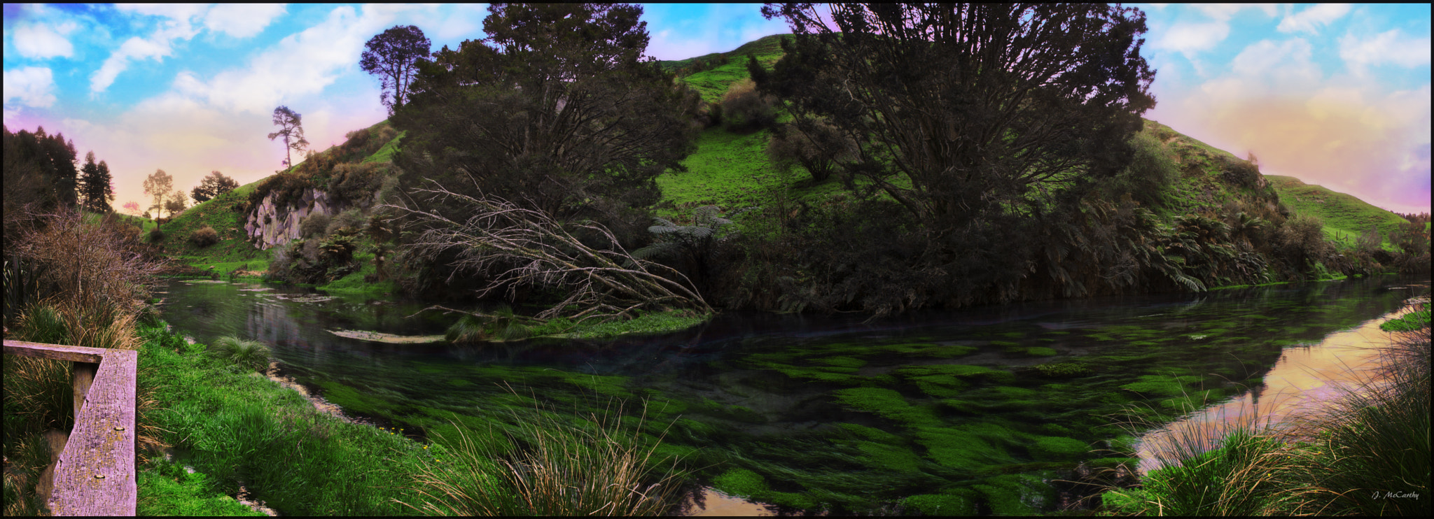 Canon EF-S 10-22mm F3.5-4.5 USM sample photo. Trail panorama photography