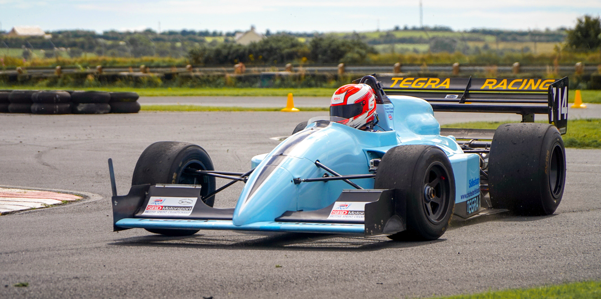 Sony Alpha a5000 (ILCE 5000) + Sony E PZ 18-105mm F4 G OSS sample photo. Single seater at kirkistown photography