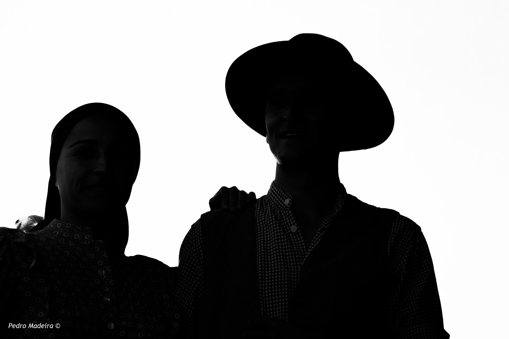 Canon EF-S 55-250mm F4-5.6 IS STM sample photo. Silhouette couple photography