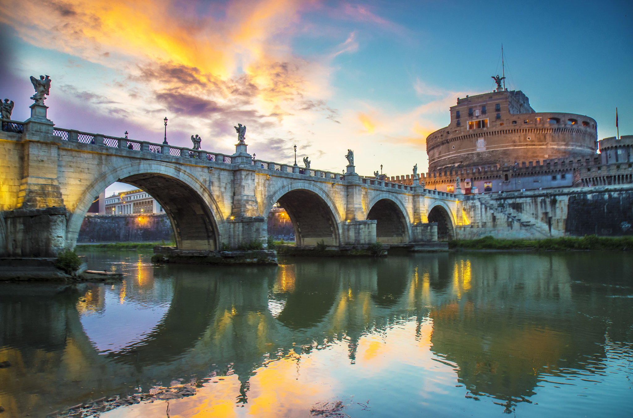Tamron 18-270mm F3.5-6.3 Di II PZD sample photo. Colourful rome  photography