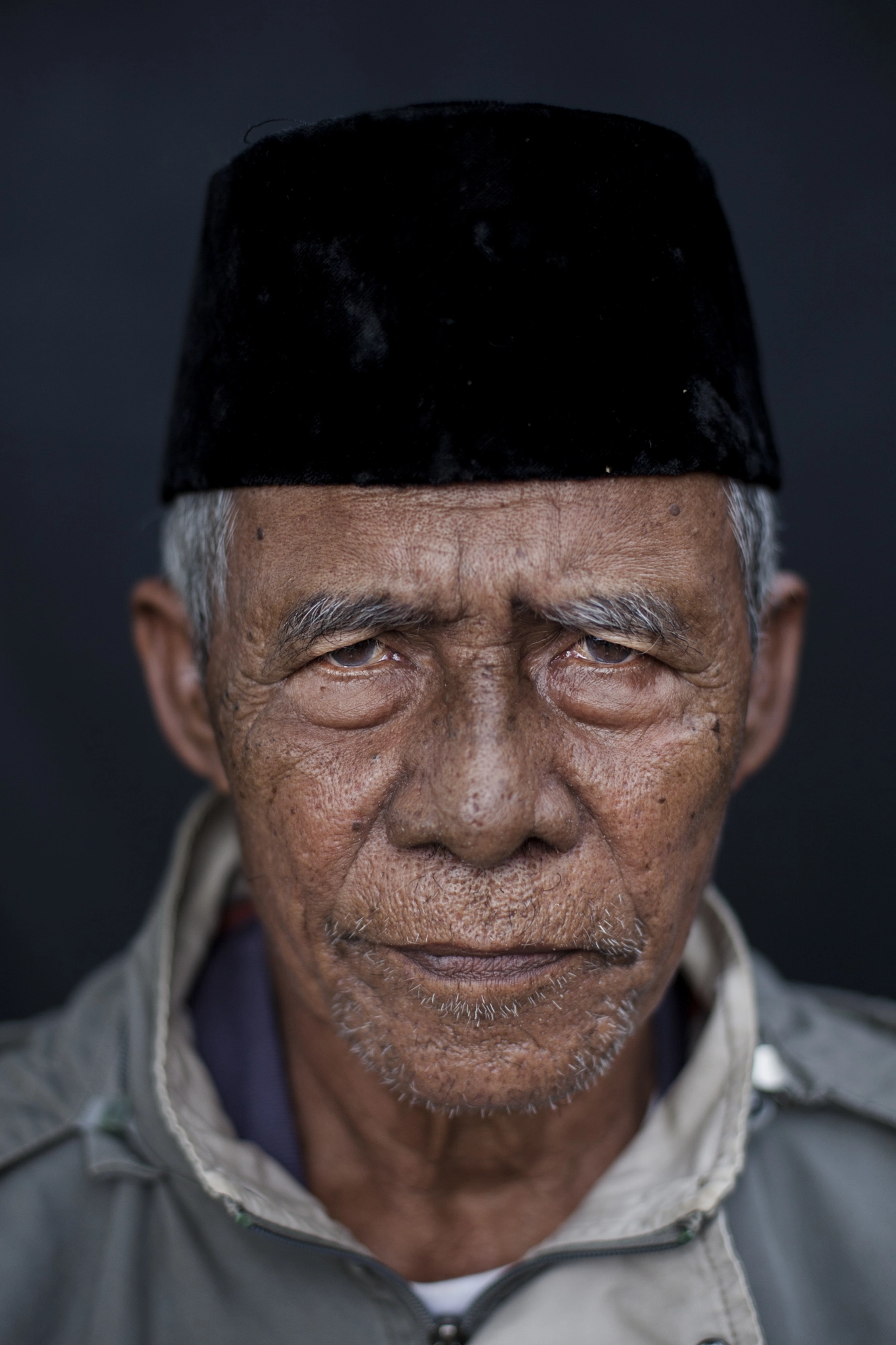 Canon EOS-1D Mark III sample photo. Portrait photography