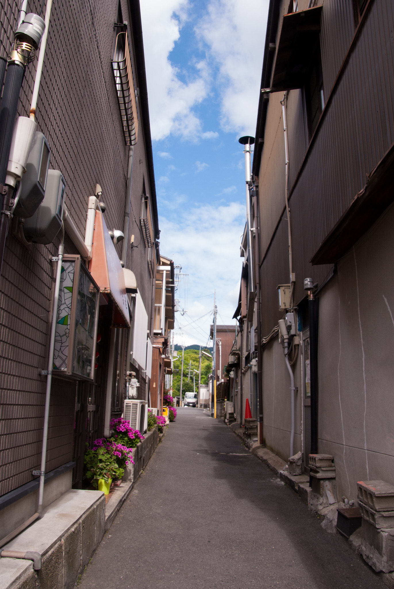 Nikon D60 sample photo. Quite alley in nara photography