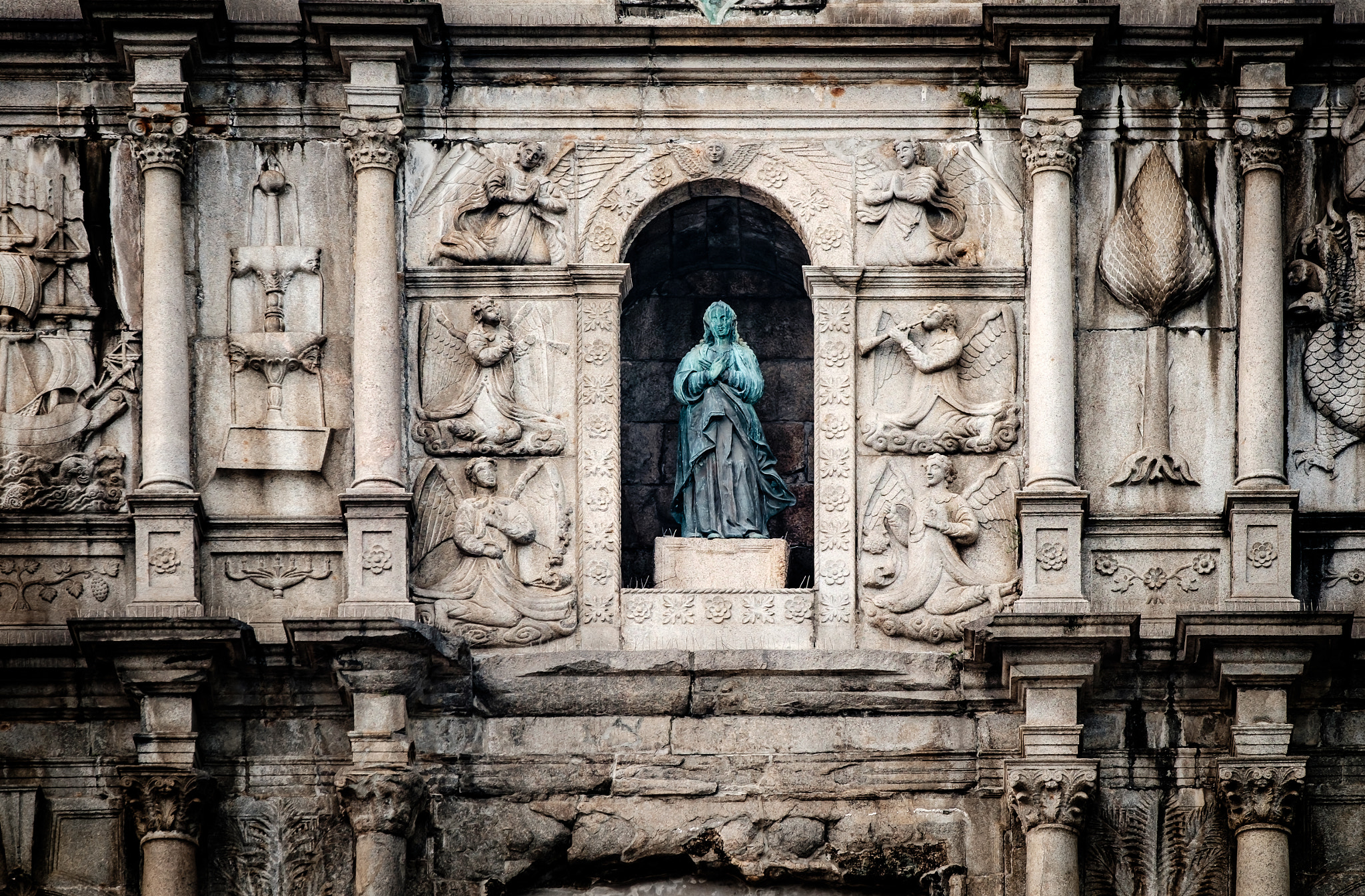 Fujifilm XF 50-140mm F2.8 R LM OIS WR sample photo. Virgin mary? photography