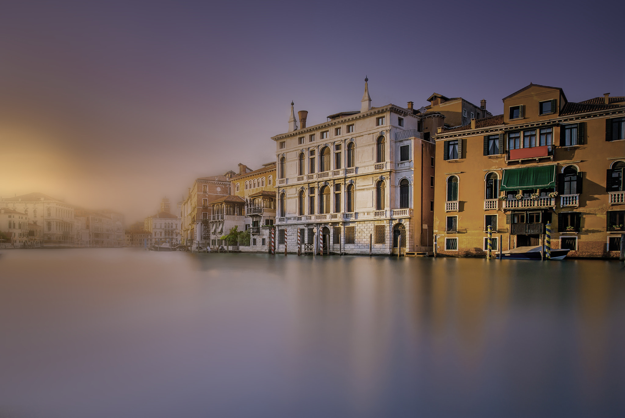 Sigma 10-20mm F4-5.6 EX DC HSM sample photo. Venetian paths photography