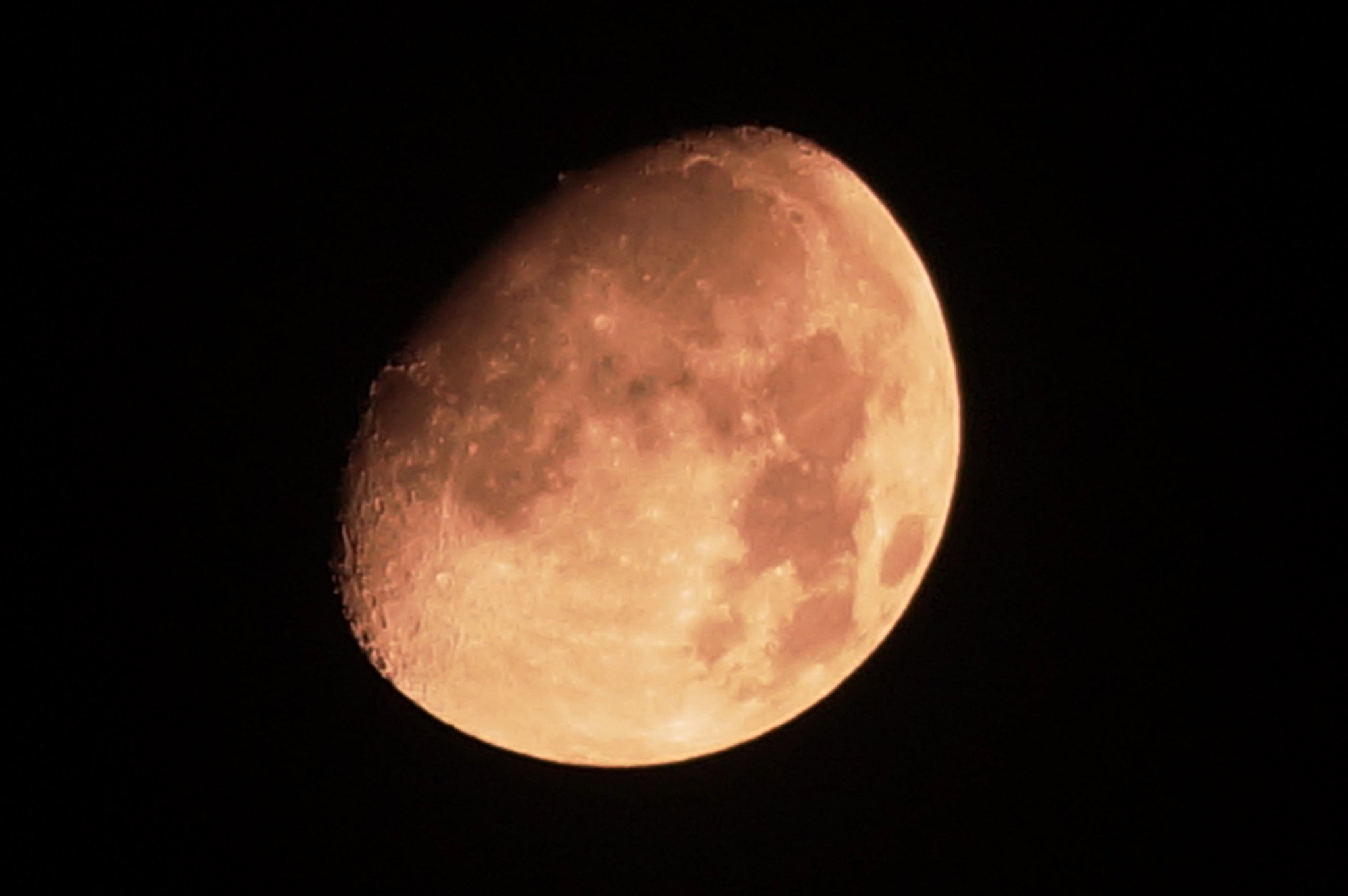 Sony DT 55-200mm F4-5.6 SAM sample photo. 20161012　moon（hand-held） photography