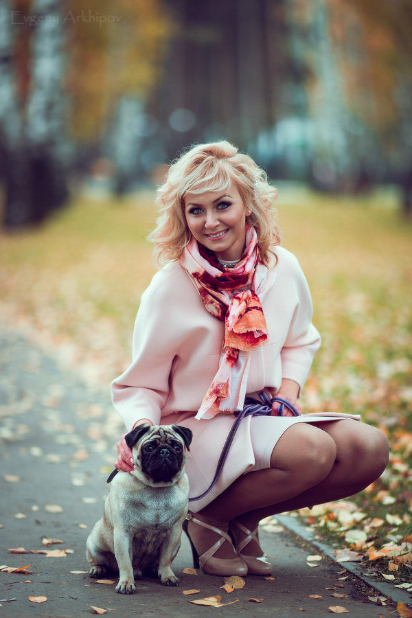 Sony a99 II sample photo. Lady with a dog photography