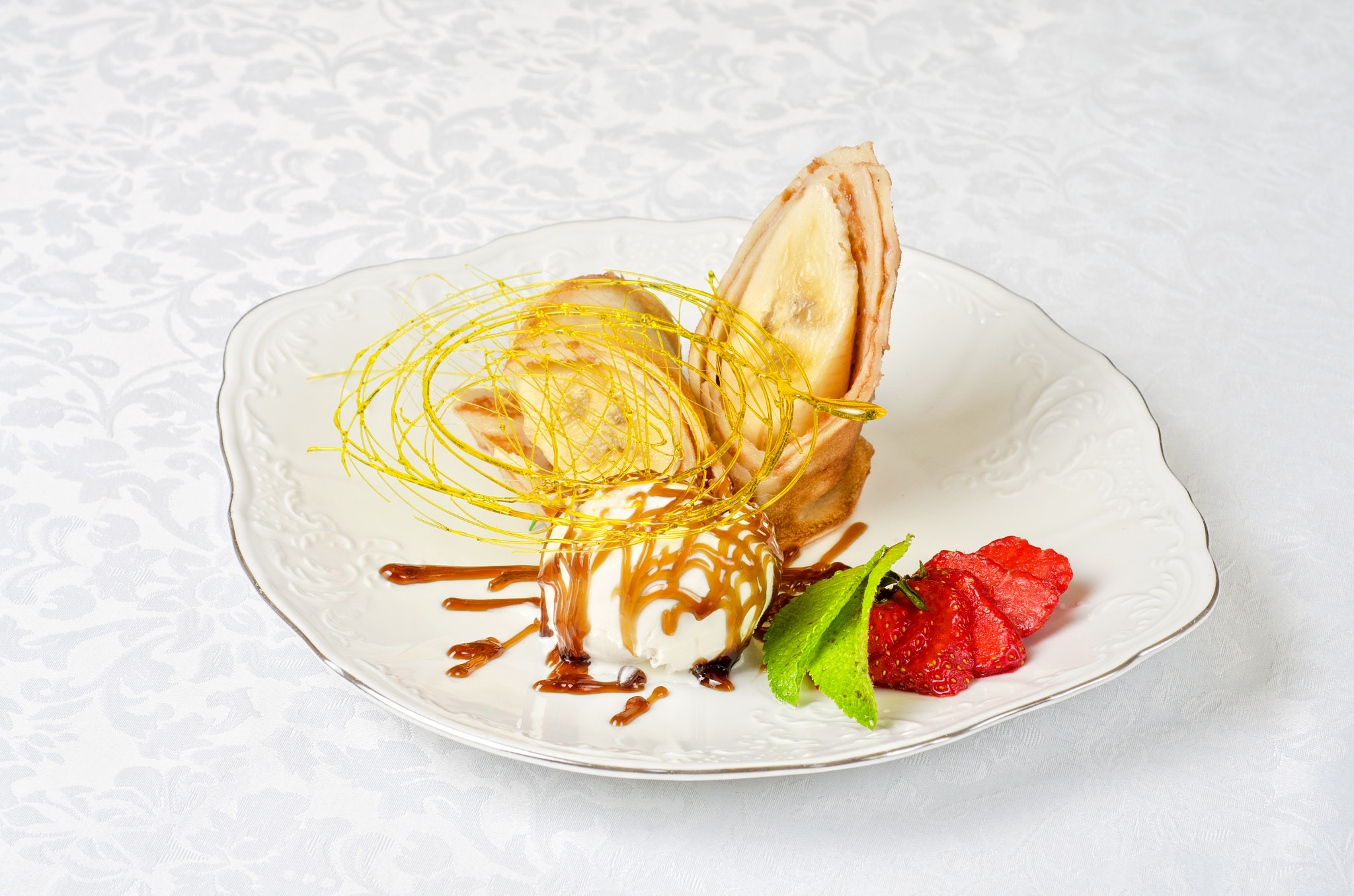 Nikon D7000 + Nikon AF Micro-Nikkor 60mm F2.8D sample photo. Tasty pancake dessert photography