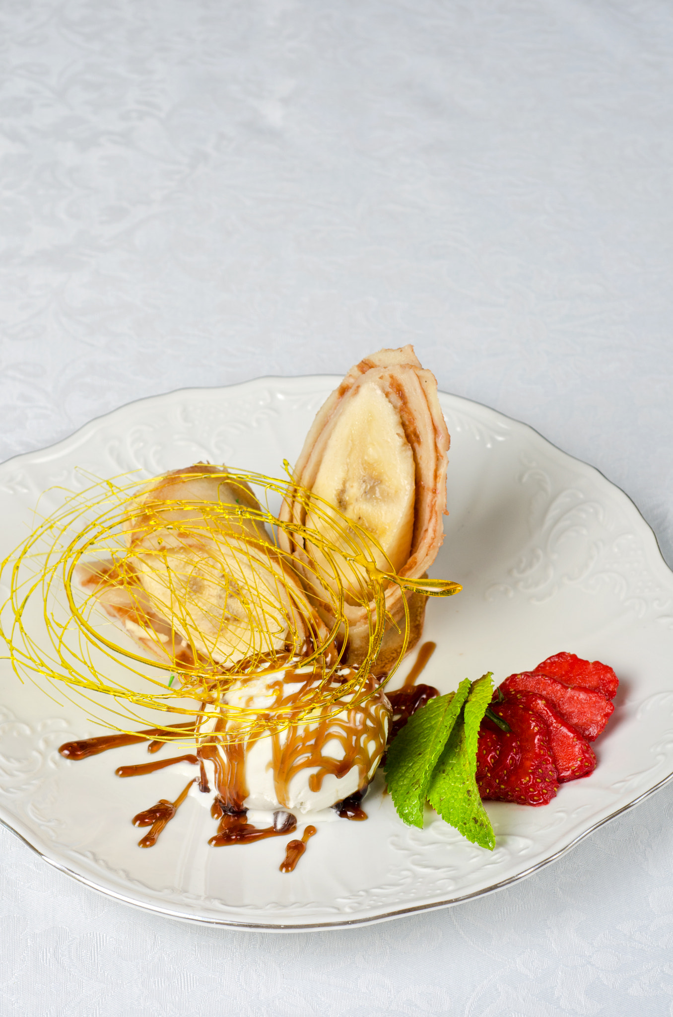 Nikon D7000 + Nikon AF Micro-Nikkor 60mm F2.8D sample photo. Tasty pancake dessert photography
