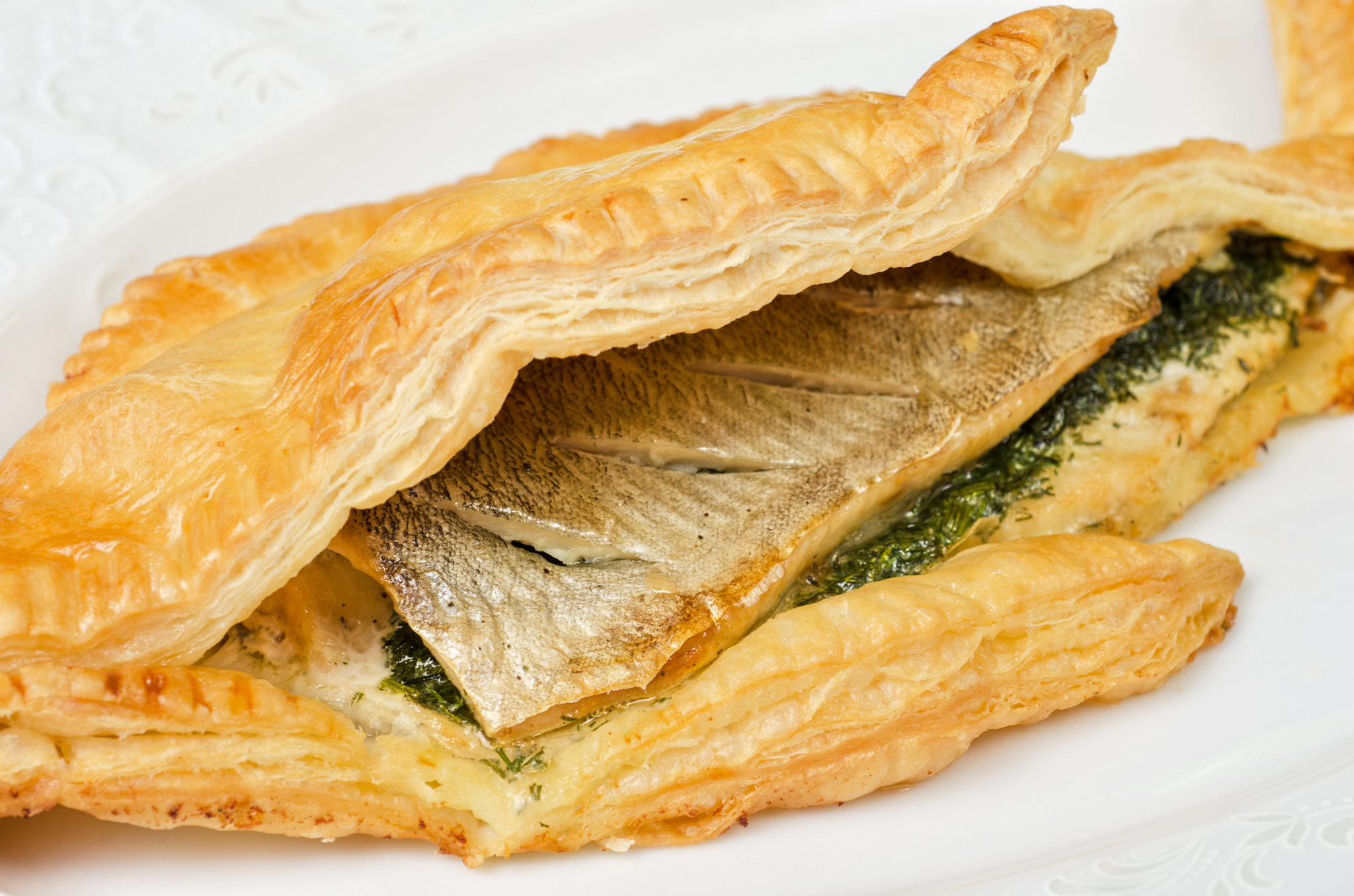 Nikon D7000 + Nikon AF Micro-Nikkor 60mm F2.8D sample photo. Tasty dish of trout fish photography