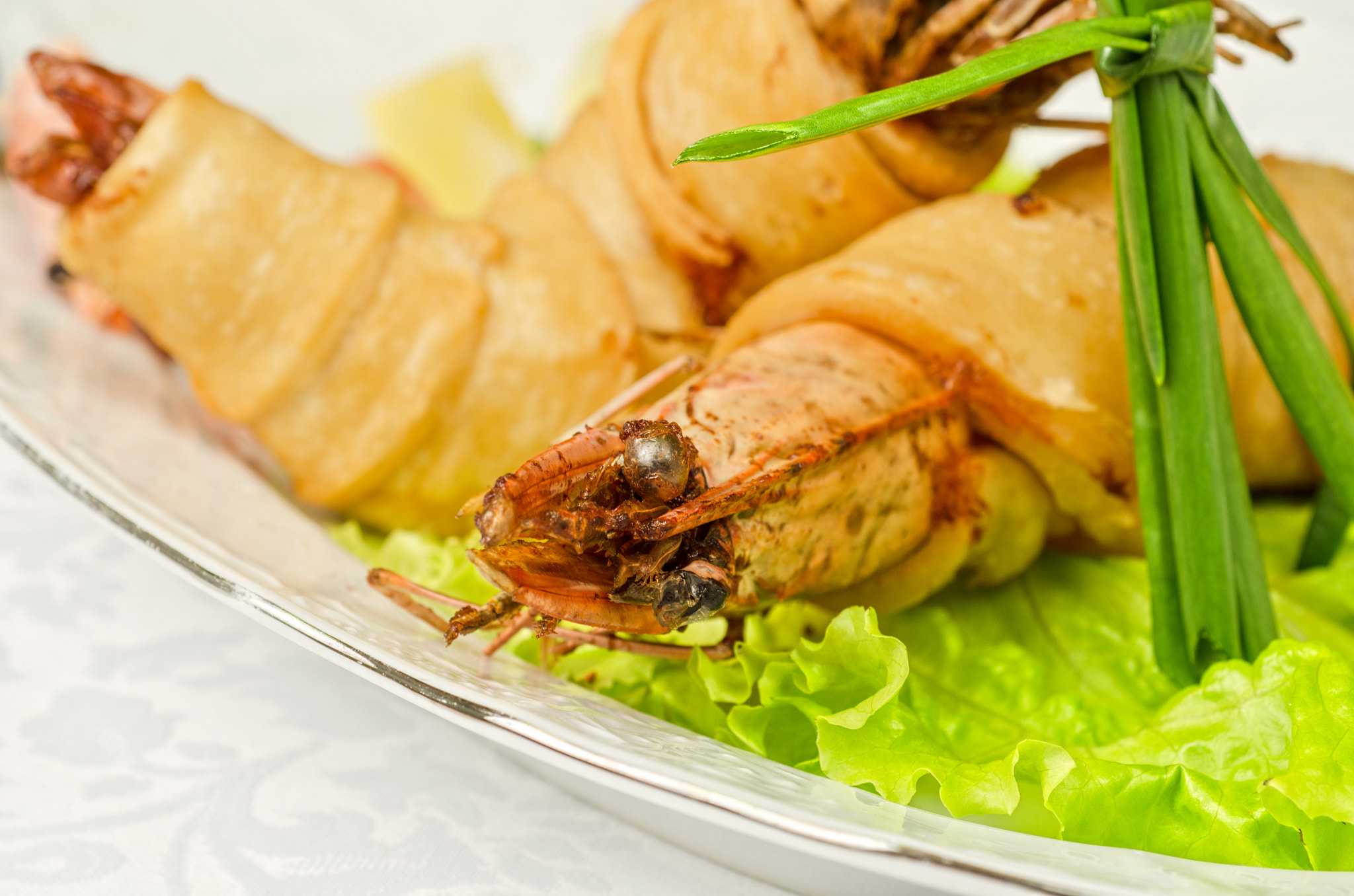 Nikon D7000 + Nikon AF Micro-Nikkor 60mm F2.8D sample photo. Shrimps dish photography