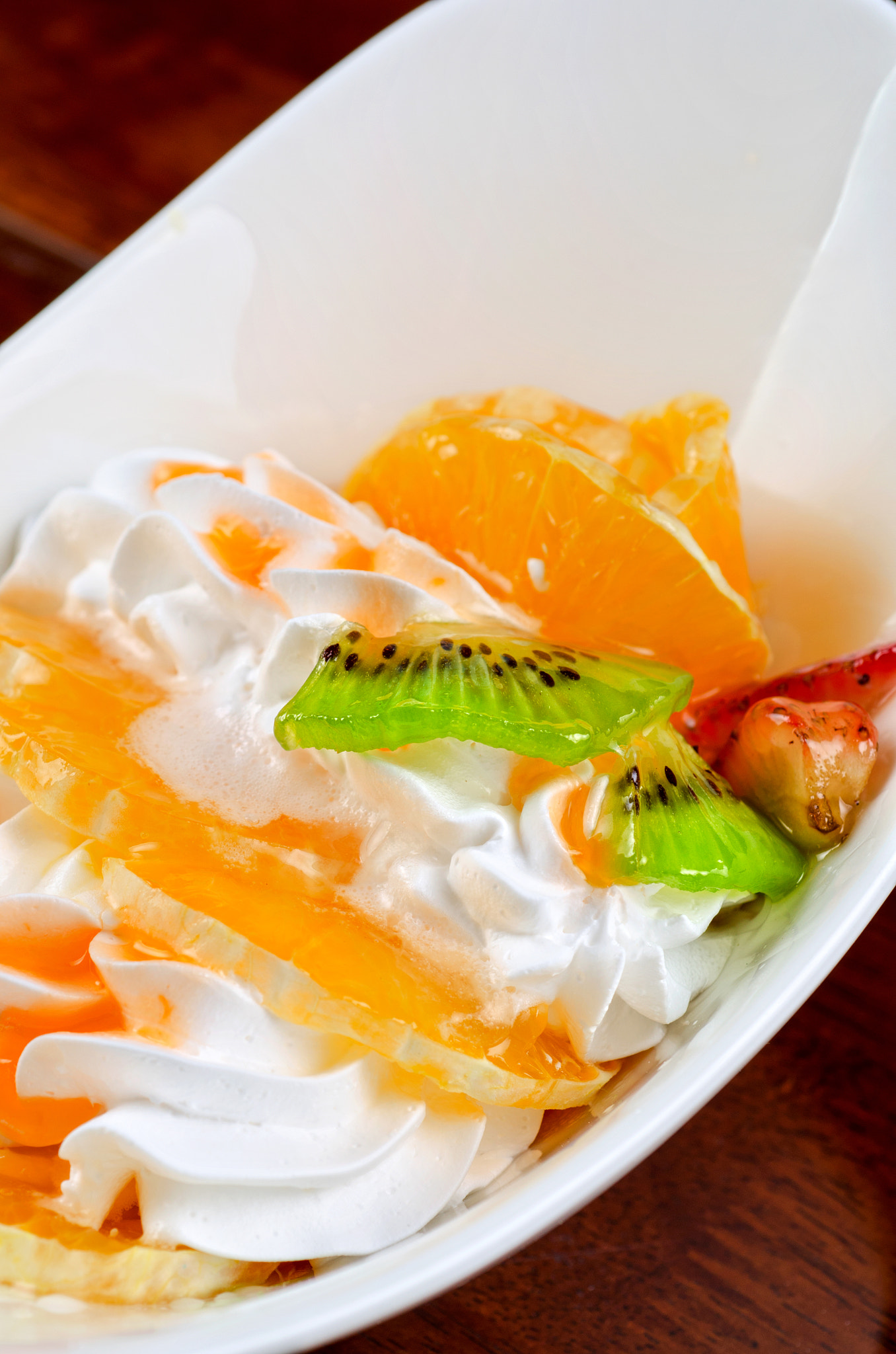 Nikon D7000 + Nikon AF Micro-Nikkor 60mm F2.8D sample photo. Ice cream dessert photography