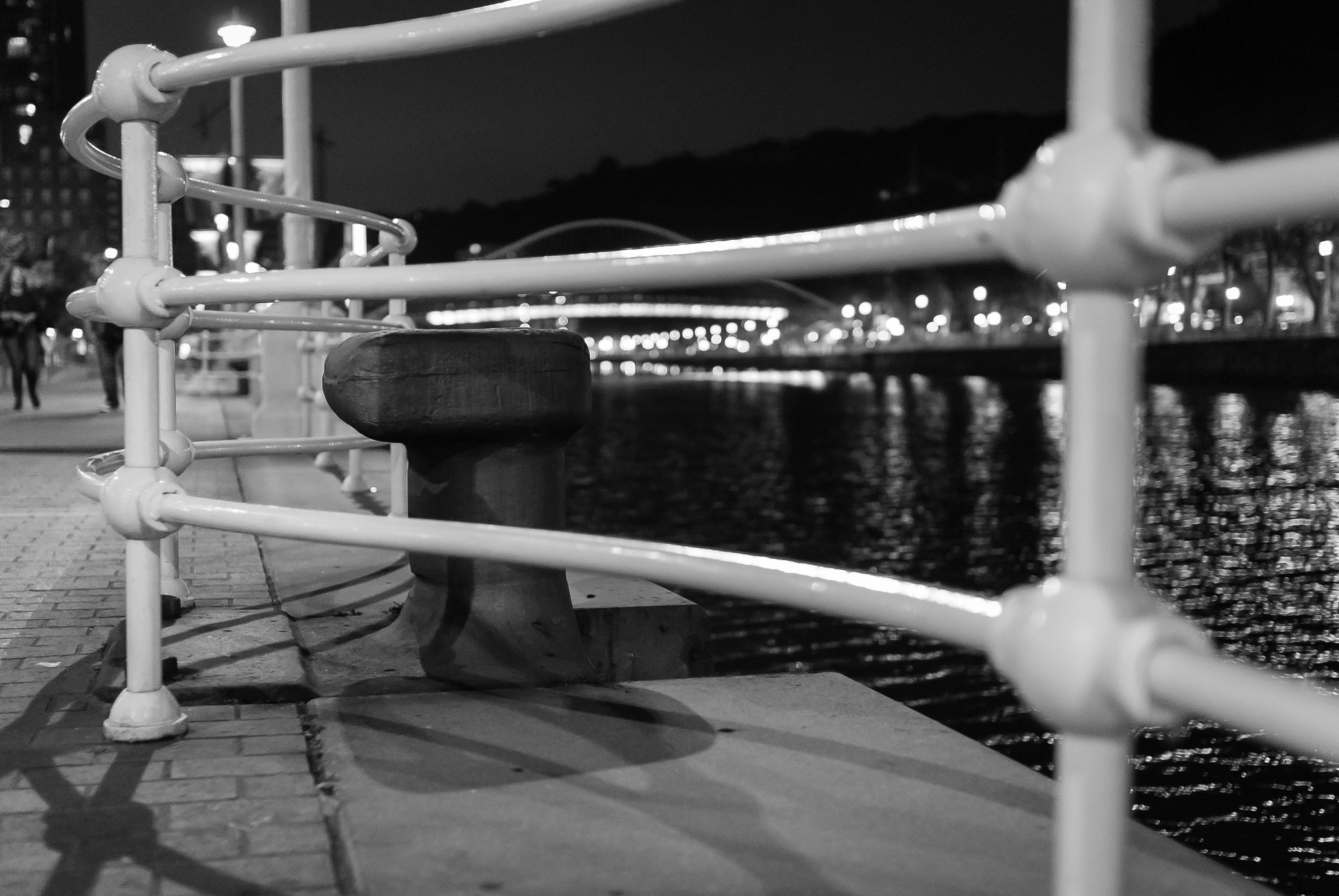Nikon D3000 sample photo. Ria del nervión, bilbao photography