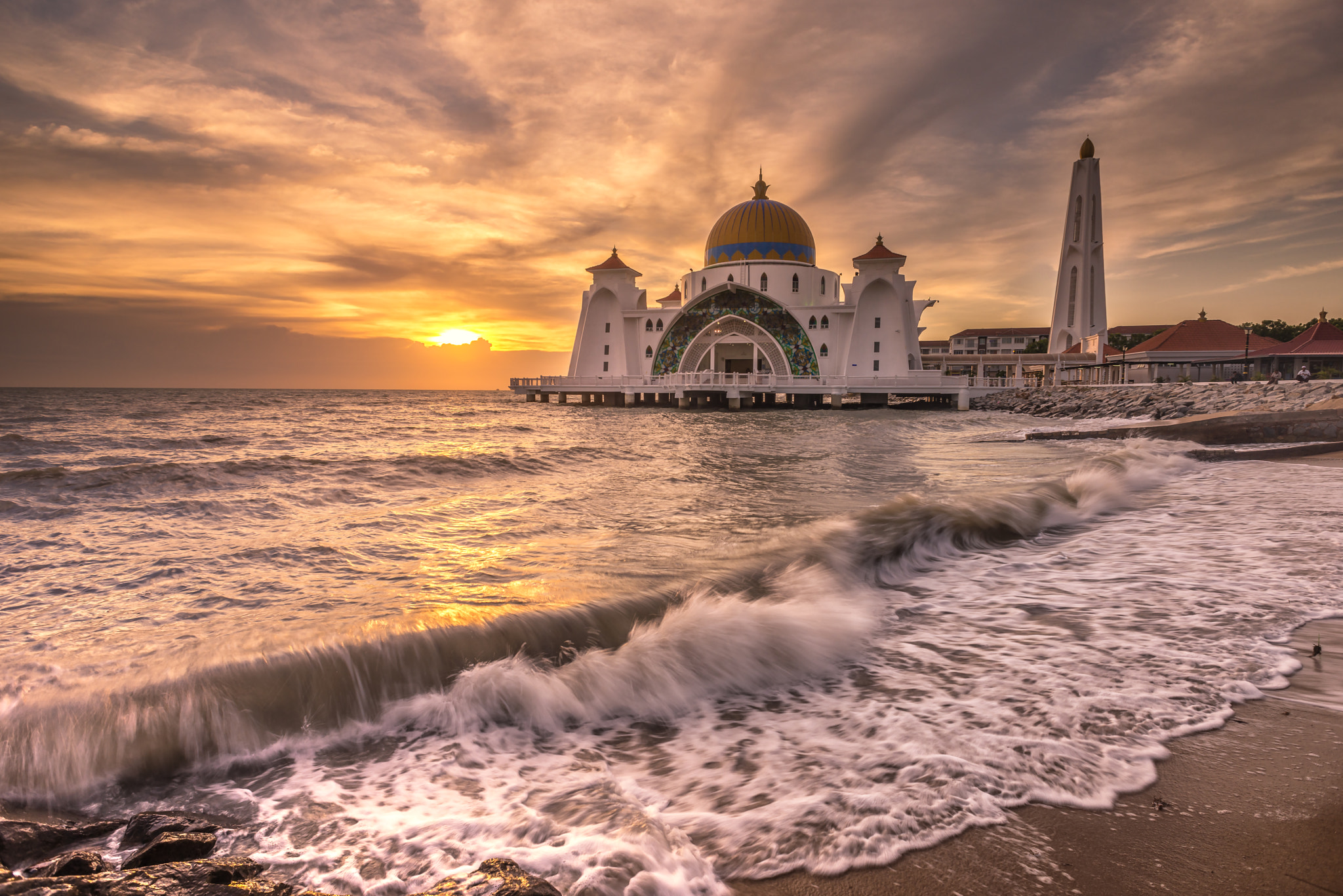 Nikon D800 + Nikon AF Nikkor 20mm F2.8D sample photo. A mosque photography