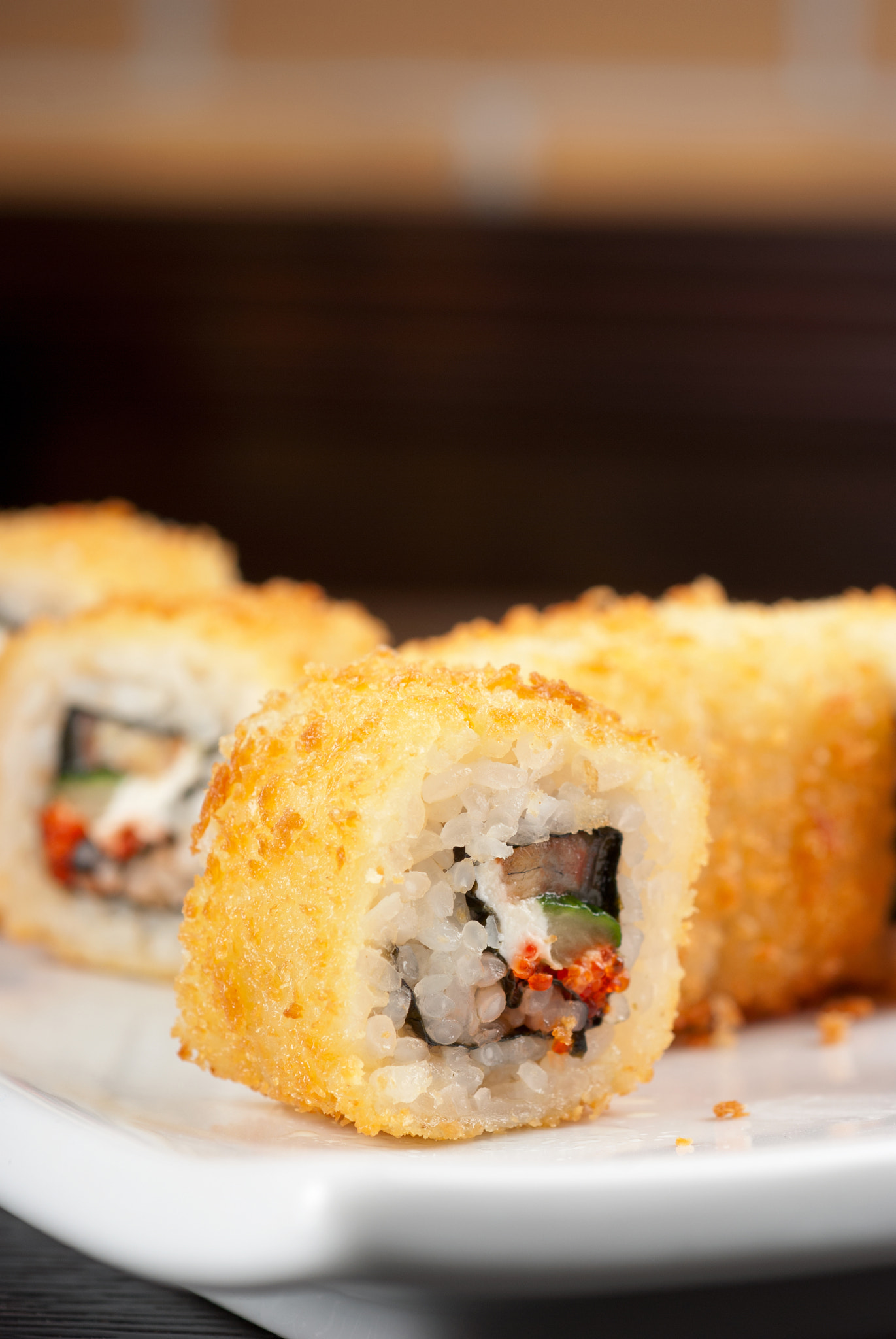 Nikon D80 + Nikon AF Micro-Nikkor 60mm F2.8D sample photo. Sushi rolls photography