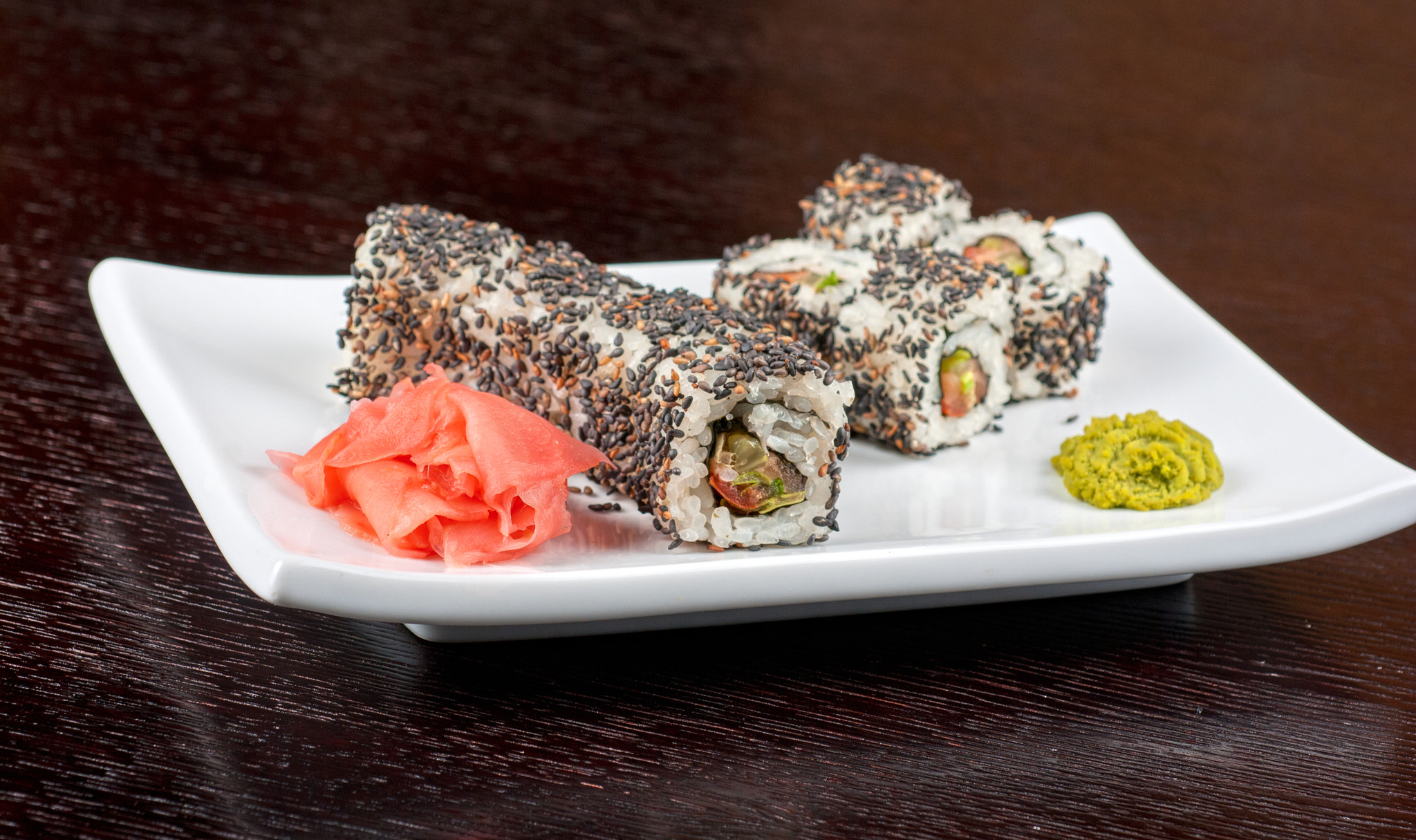 Nikon D80 + Nikon AF Micro-Nikkor 60mm F2.8D sample photo. Sushi with sesame photography