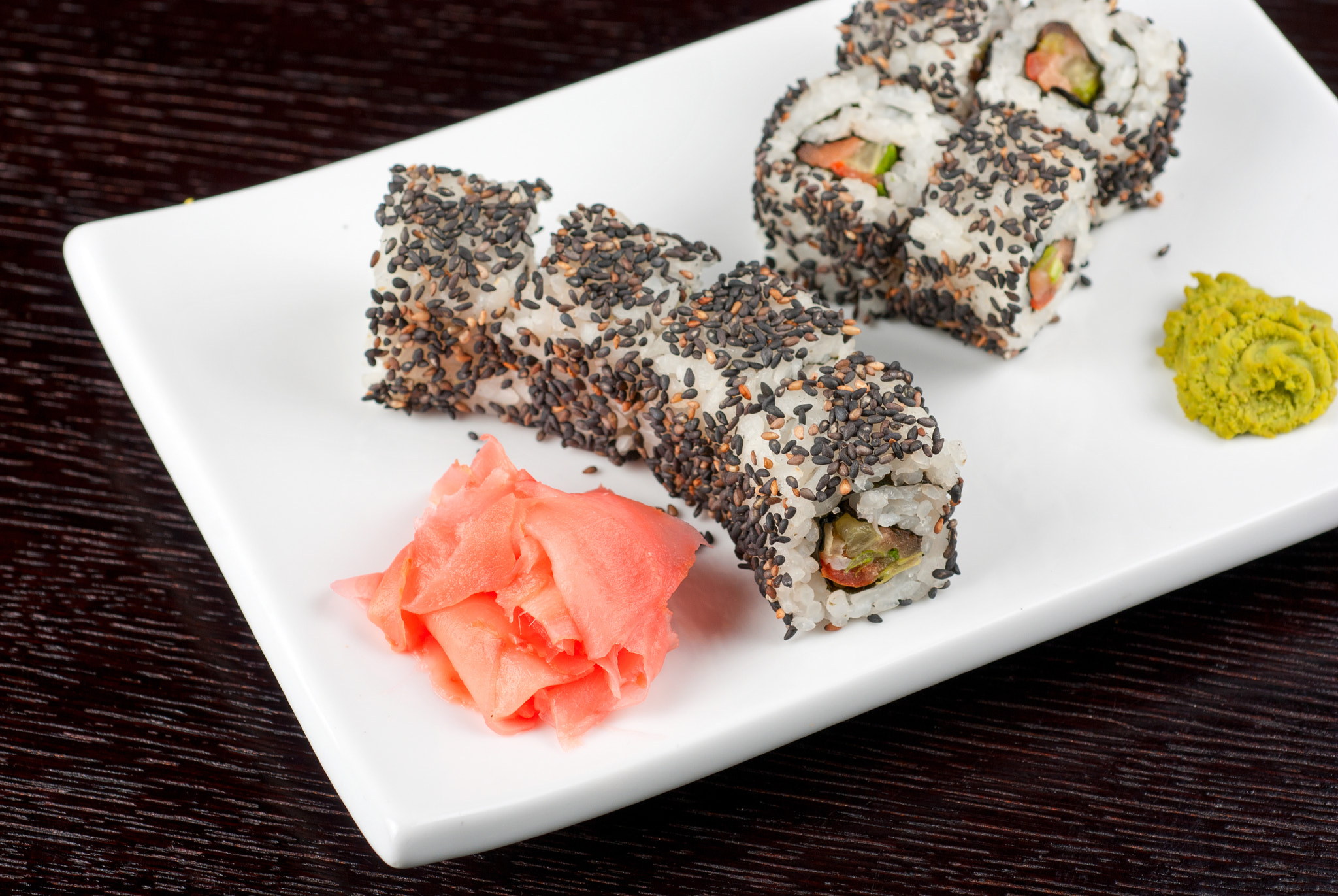 Nikon D80 + Nikon AF Micro-Nikkor 60mm F2.8D sample photo. Sushi with sesame photography