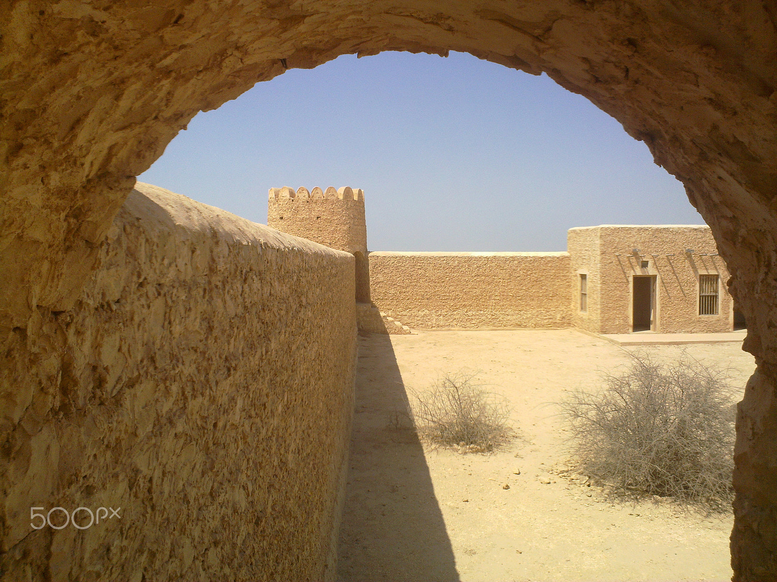 Nokia N86 8MP sample photo. Al thagab fort, qatar photography