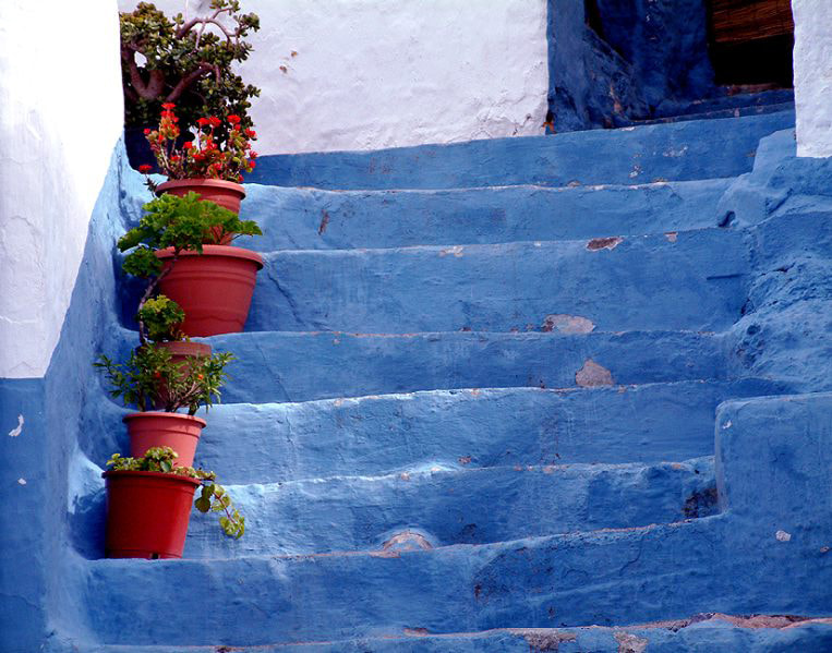 Fujifilm FinePix S602 ZOOM sample photo. Blue steps andalusia photography