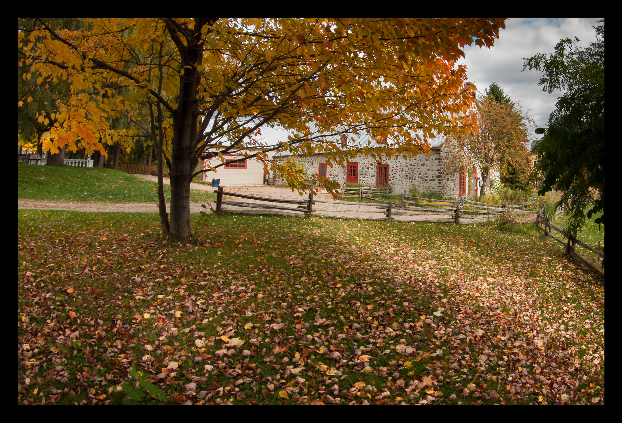 Pentax K-7 sample photo. Le moulin seigneurial de pointe du lac photography