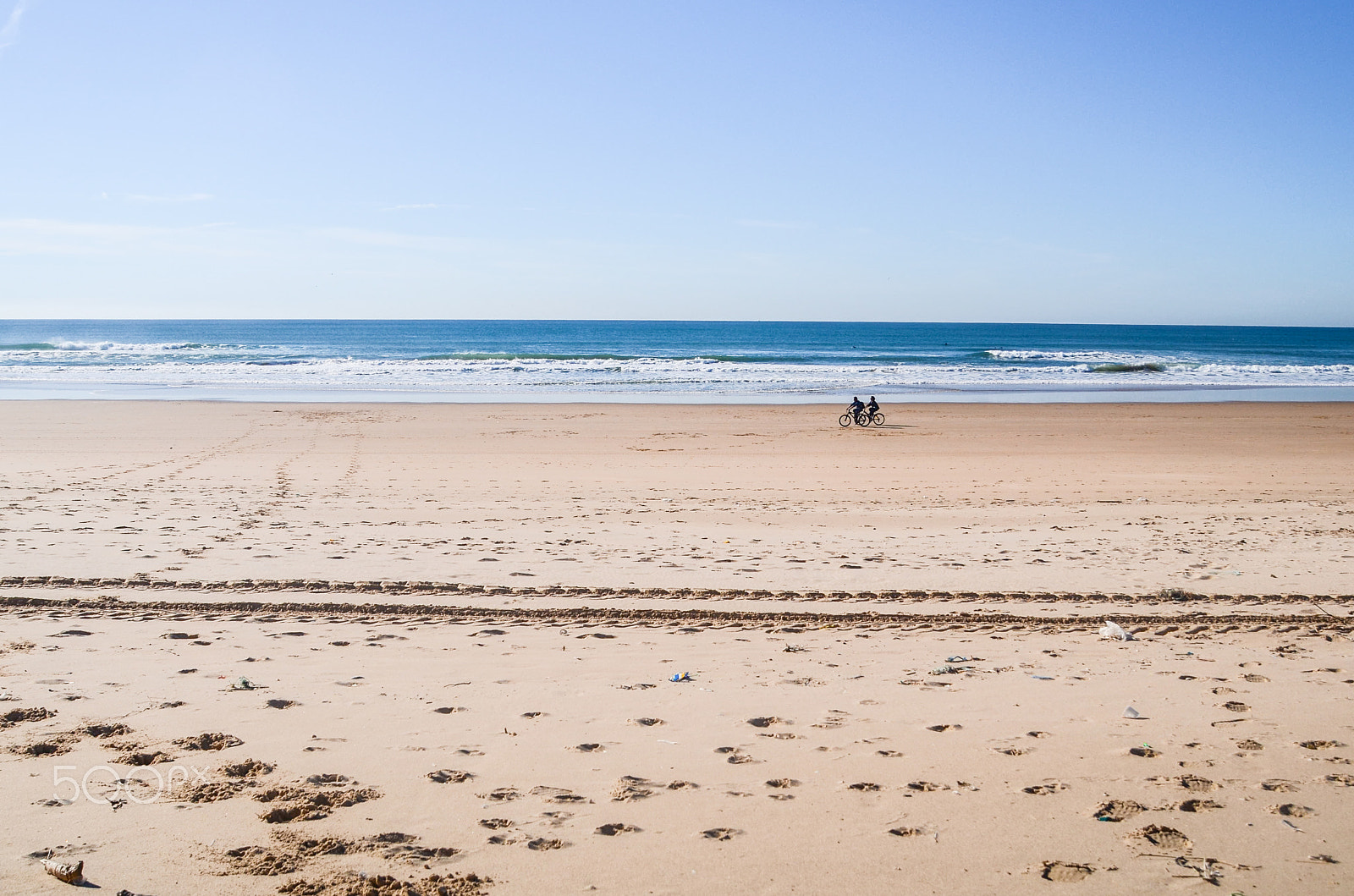 Sigma 18-200mm F3.5-6.3 II DC OS HSM sample photo. Surf & sea photography