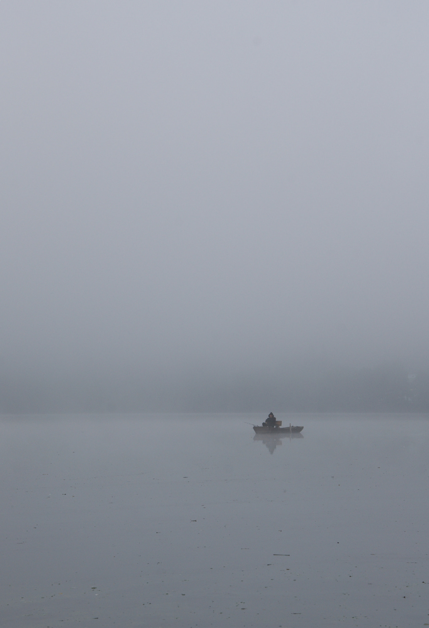 Nikon D3100 + 18.00 - 105.00 mm f/3.5 - 5.6 sample photo. Misty morning photography