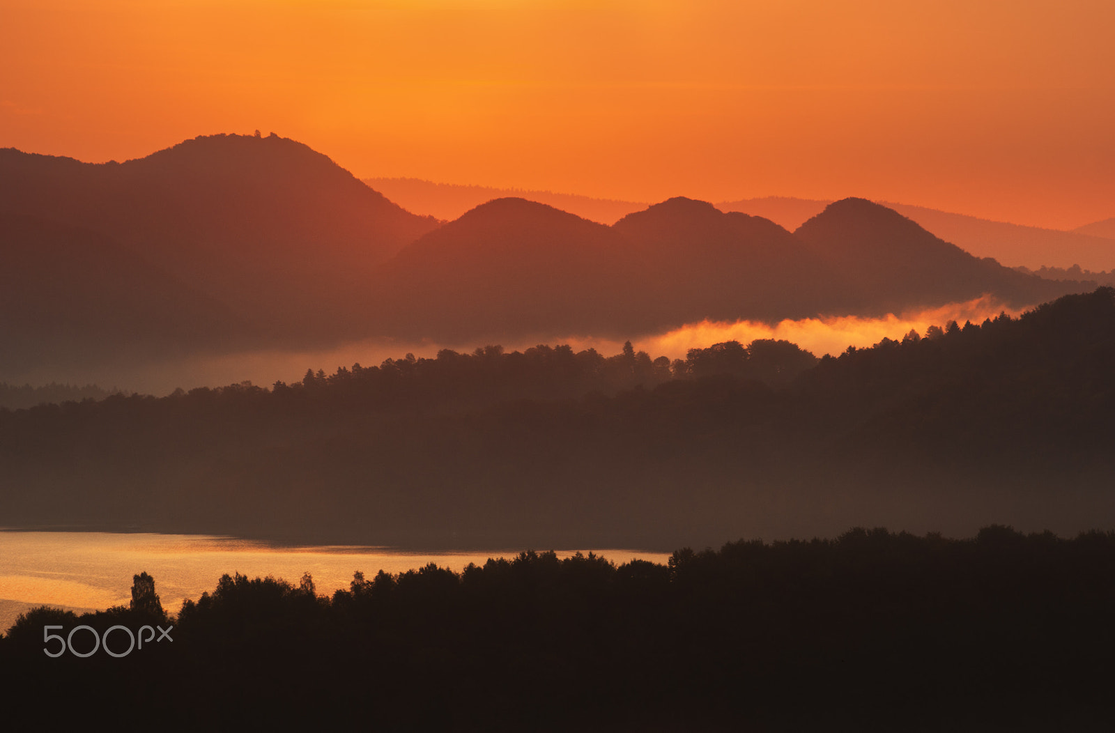 Pentax K10D sample photo. Sunrise over  lake solina photography