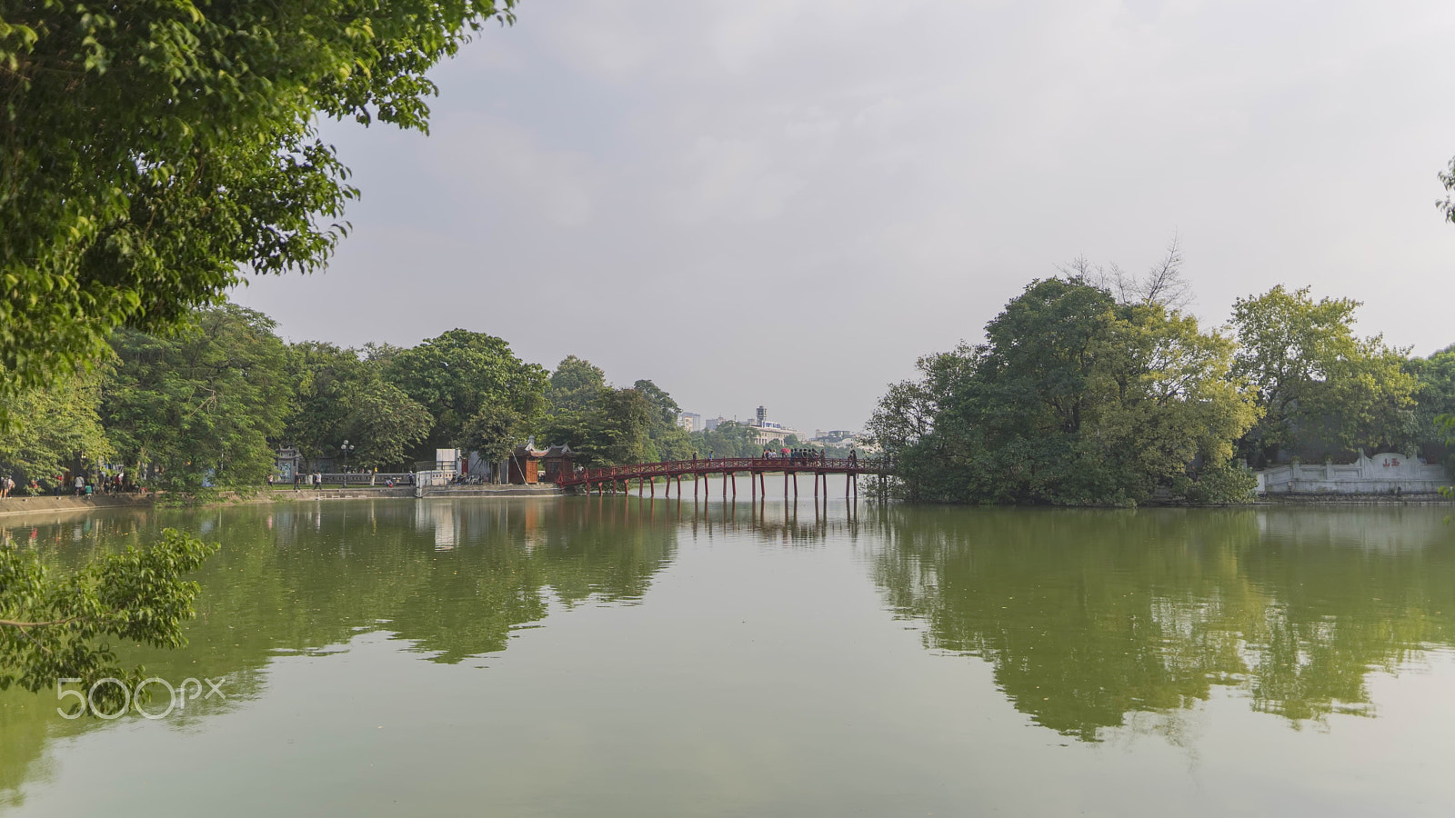 Sony a7 II sample photo. Hoan kiem lake photography