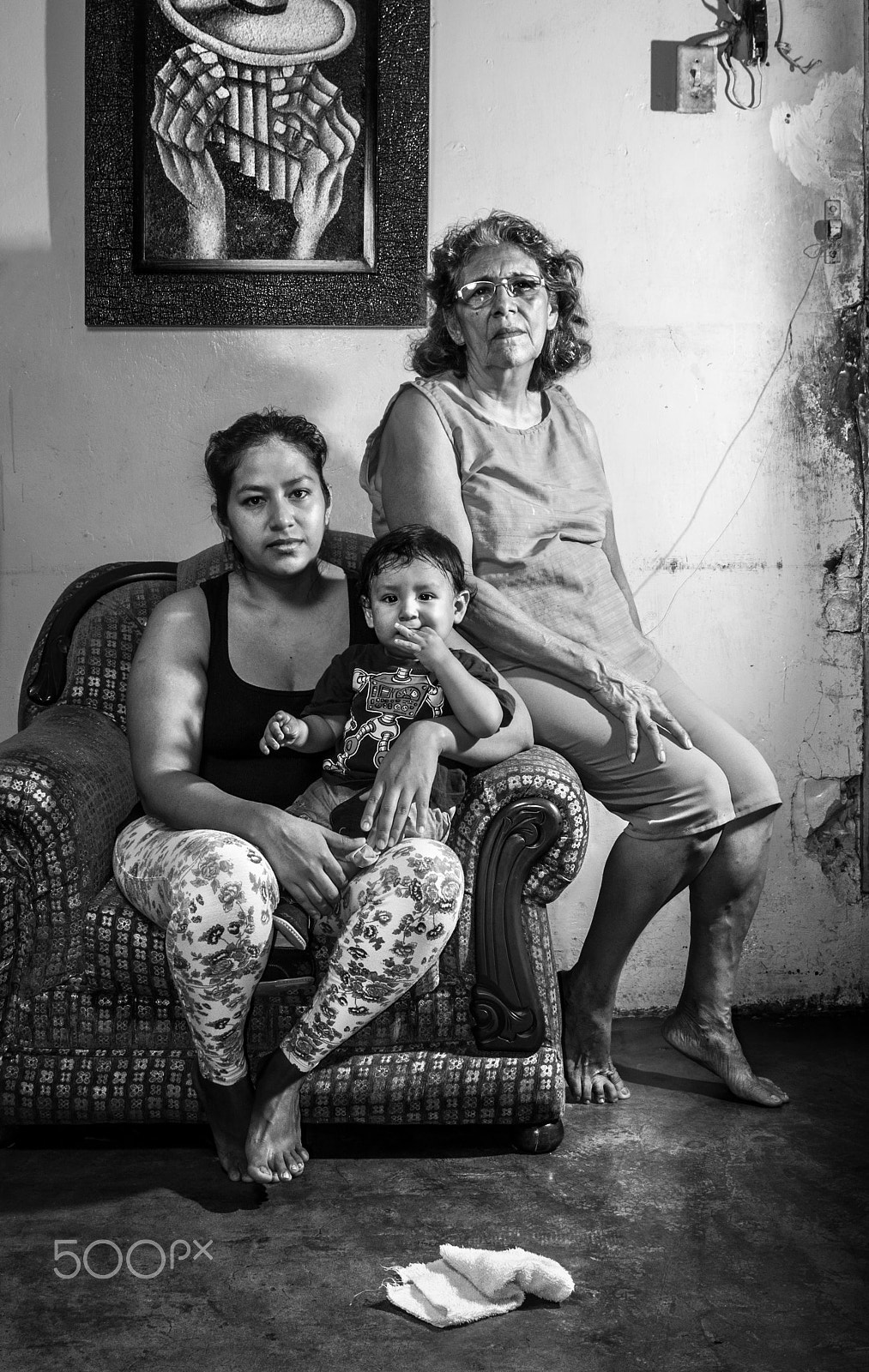 Nikon AF-S Nikkor 28-70mm F2.8 ED-IF sample photo. Casas colectivas photography