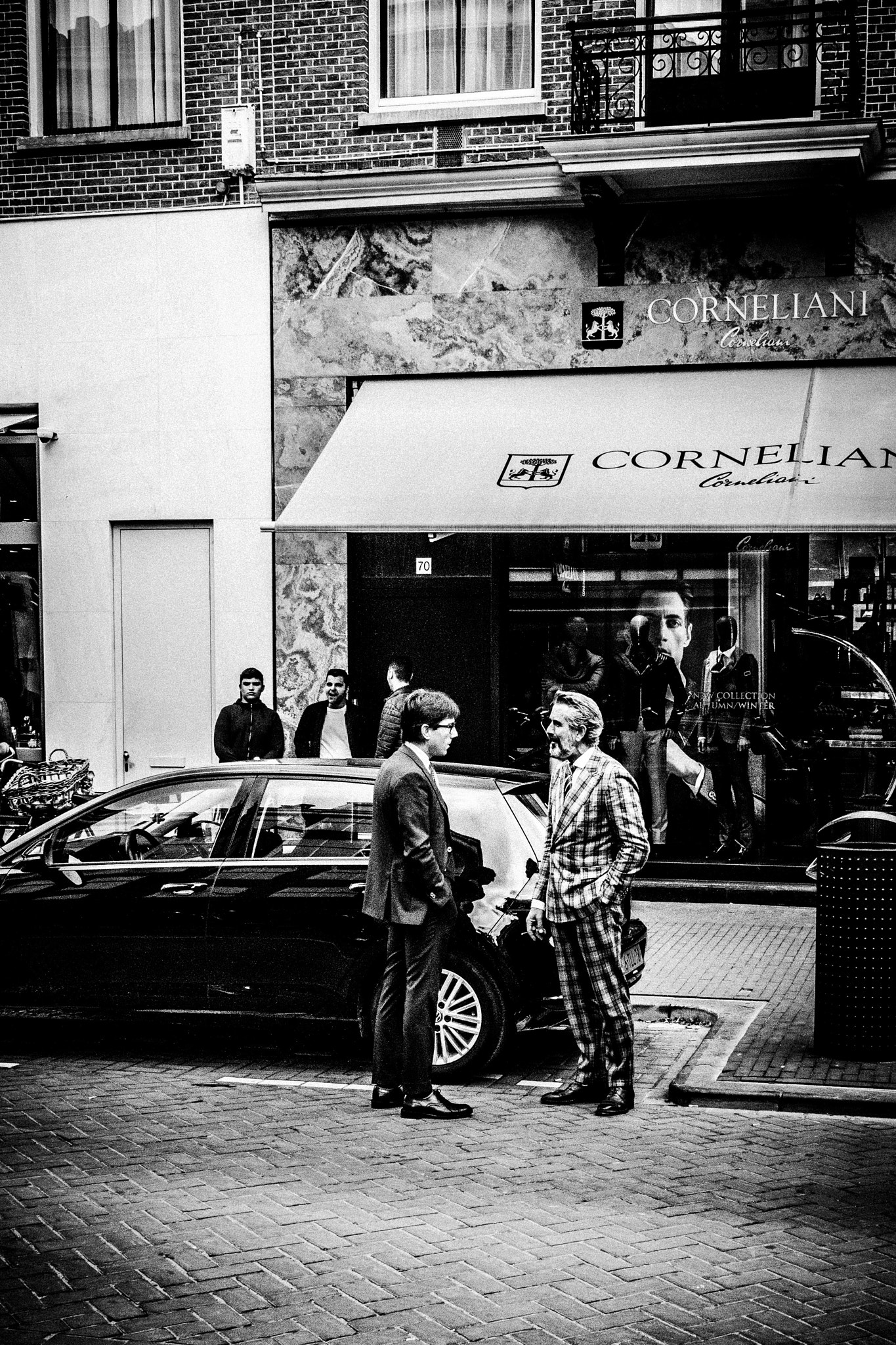 Canon EF-S 24mm F2.8 STM sample photo. Conversation ~ amsterdam photography