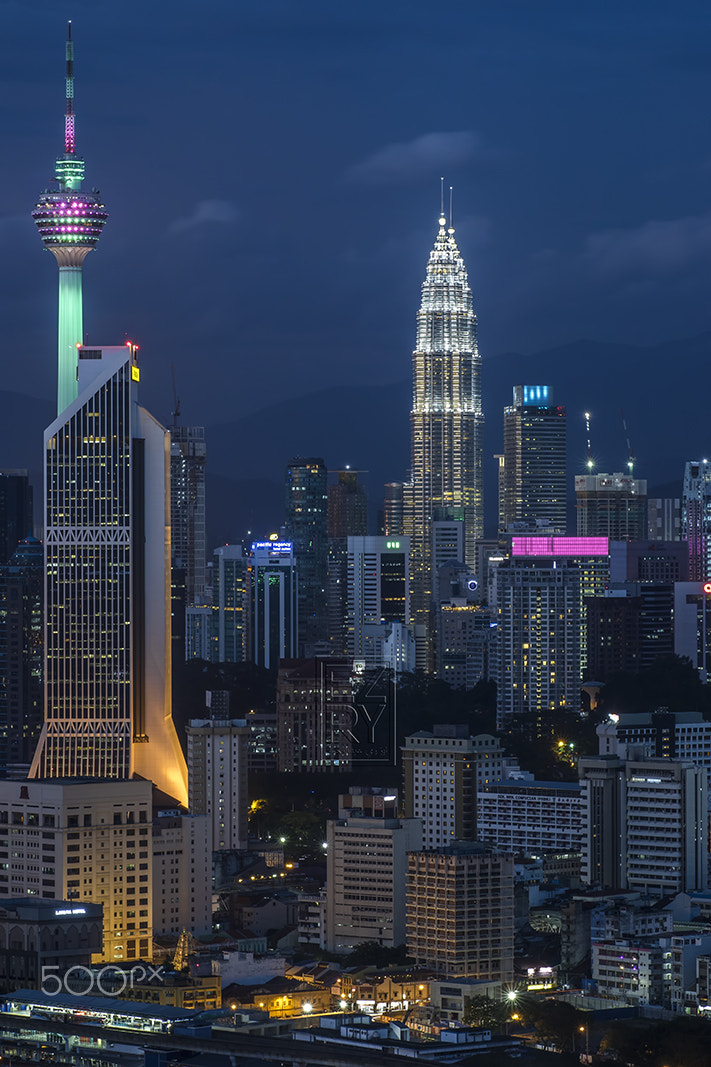 Tamron SP AF 90mm F2.8 Di Macro sample photo. Towers of kuala lumpur photography