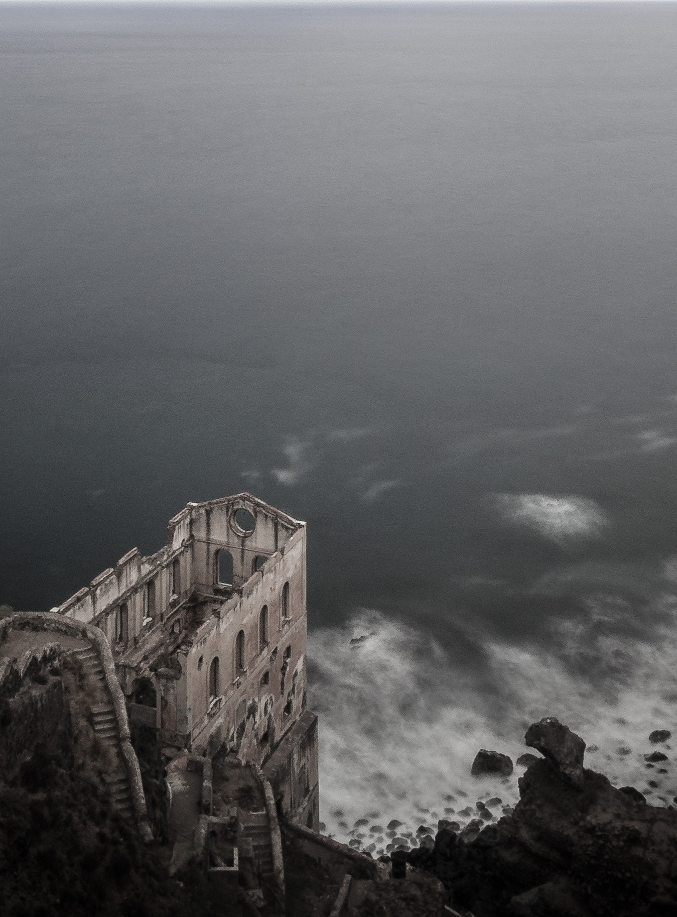 Sigma 10-20mm F3.5 EX DC HSM sample photo. Ruin. photography