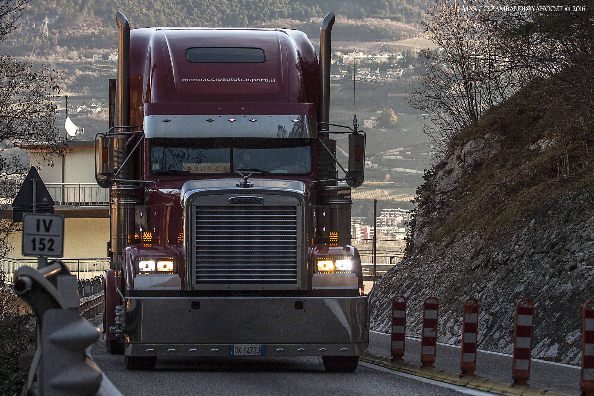 Canon EOS 50D + Canon EF 80-200mm f/2.8L sample photo. American truck in italy photography