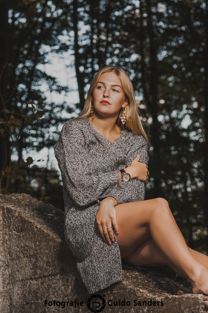 Nikon D90 + Sigma 85mm F1.4 EX DG HSM sample photo. Last day of summer photography