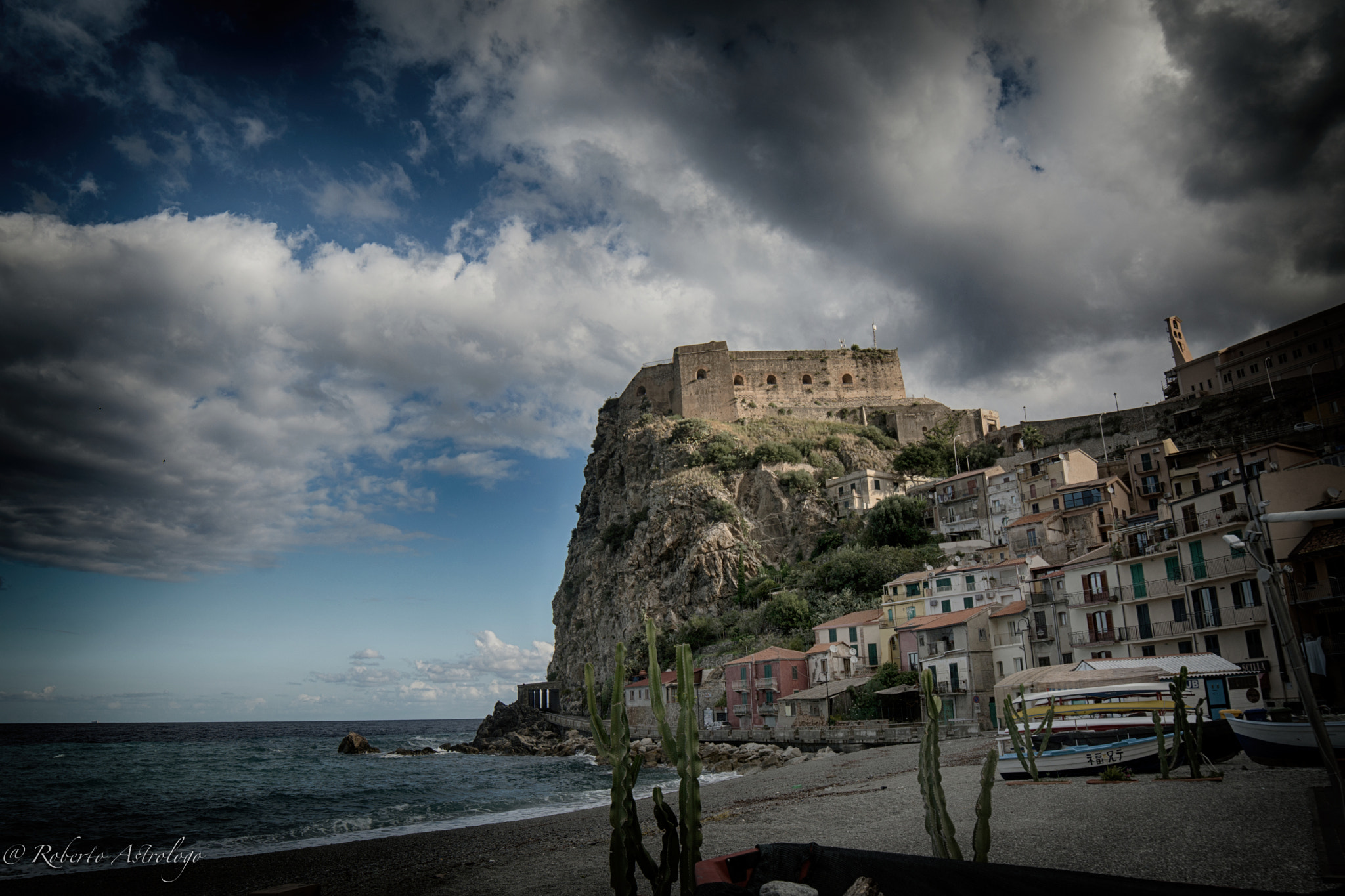 Samyang 14mm F2.8 ED AS IF UMC sample photo. Scilla photography