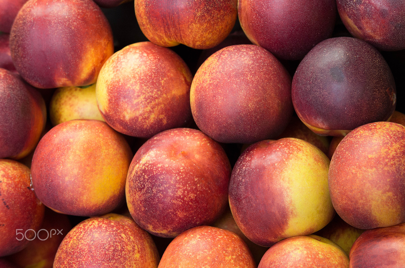Tamron SP AF 17-50mm F2.8 XR Di II LD Aspherical (IF) sample photo. Peaches in spain photography