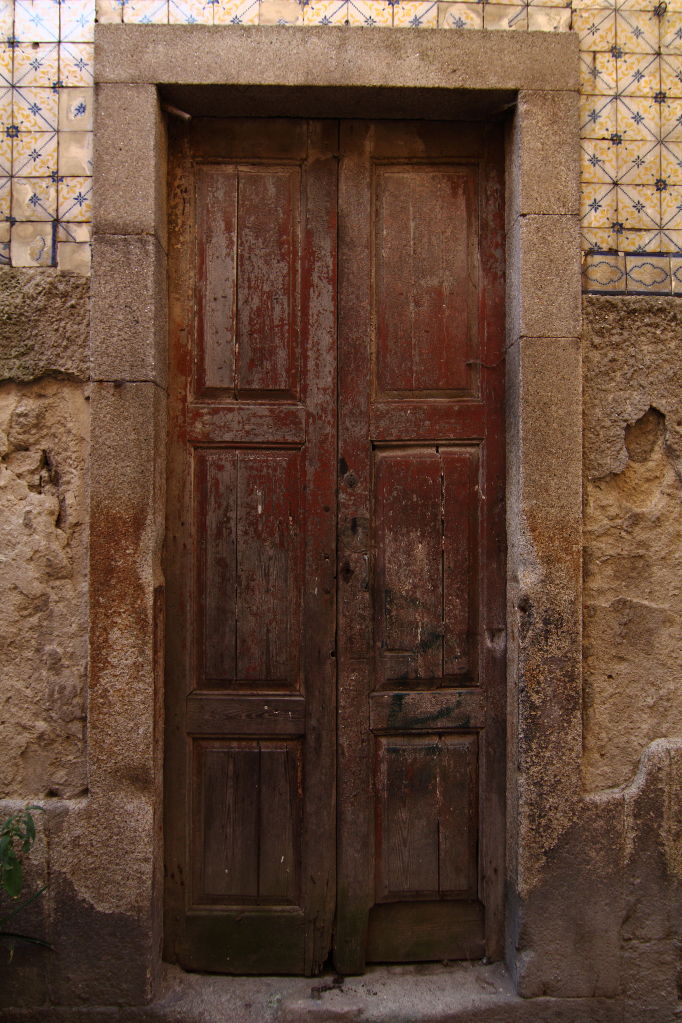 Tokina AT-X Pro 12-24mm F4 (IF) DX sample photo. Puerta coimbra photography