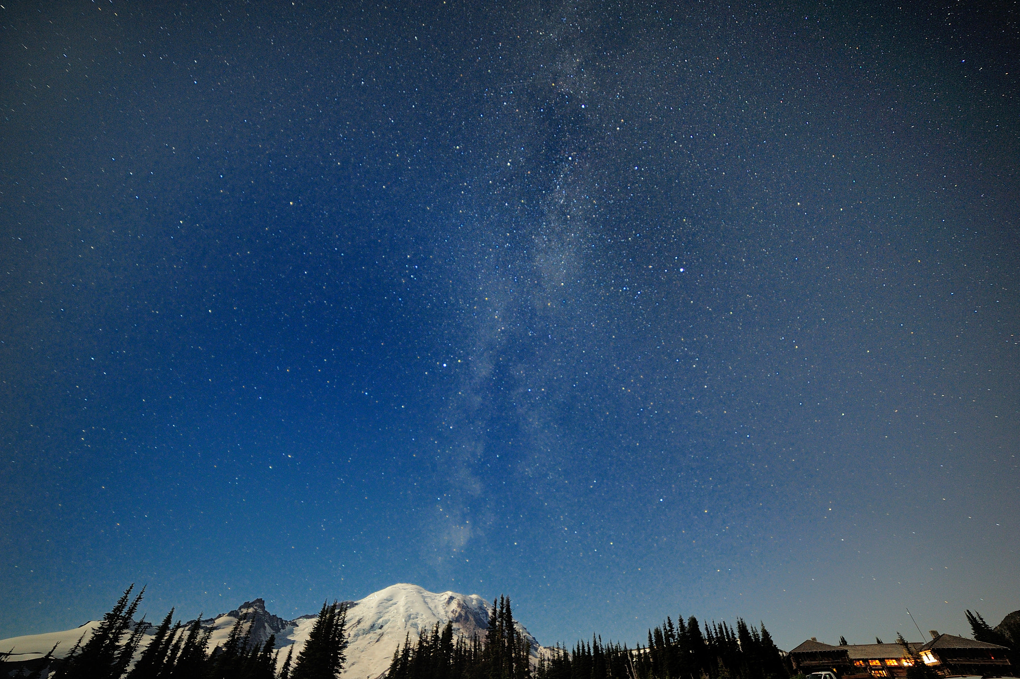 Samyang 14mm F2.8 ED AS IF UMC sample photo. Mount rainier photography