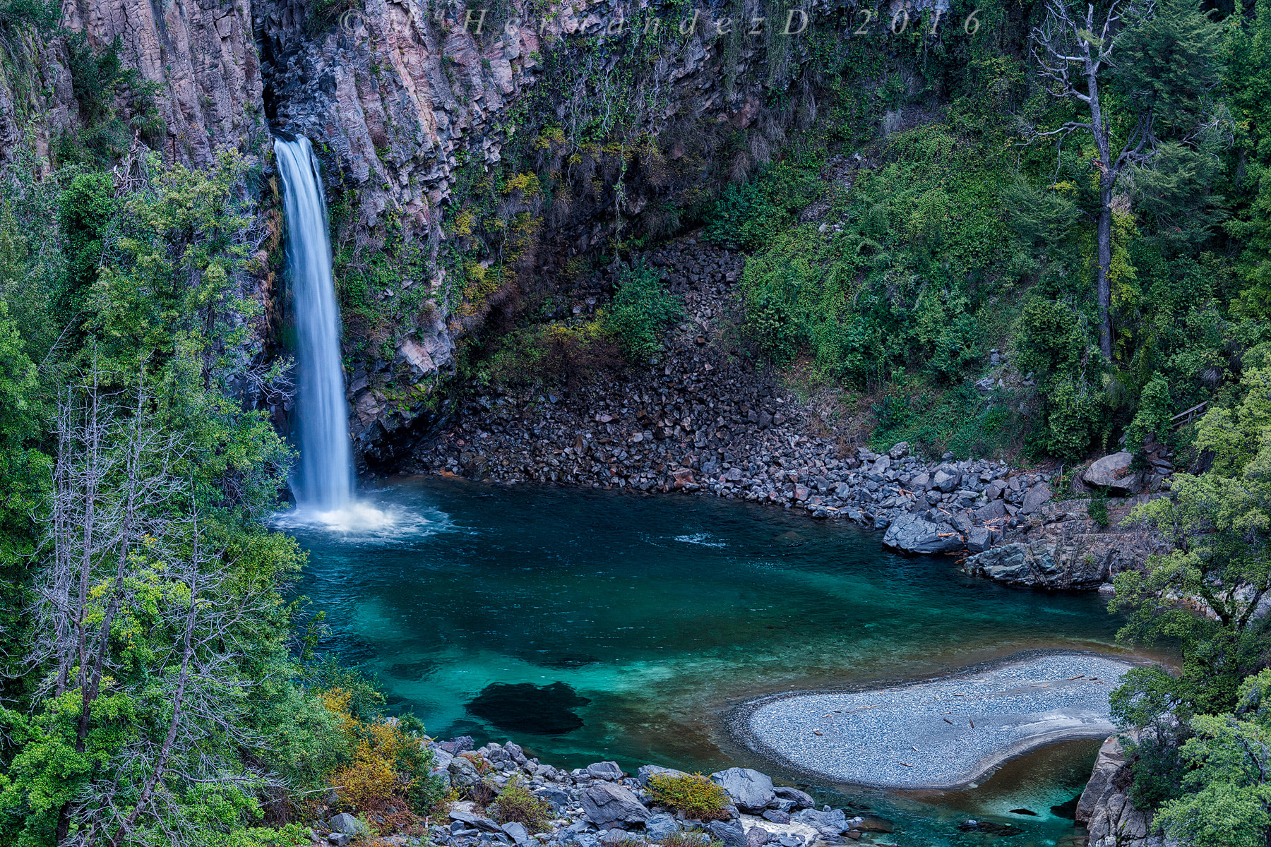Canon EF 28-300mm F3.5-5.6L IS USM sample photo. Salto de la leona,p.n.radal siete tazas photography
