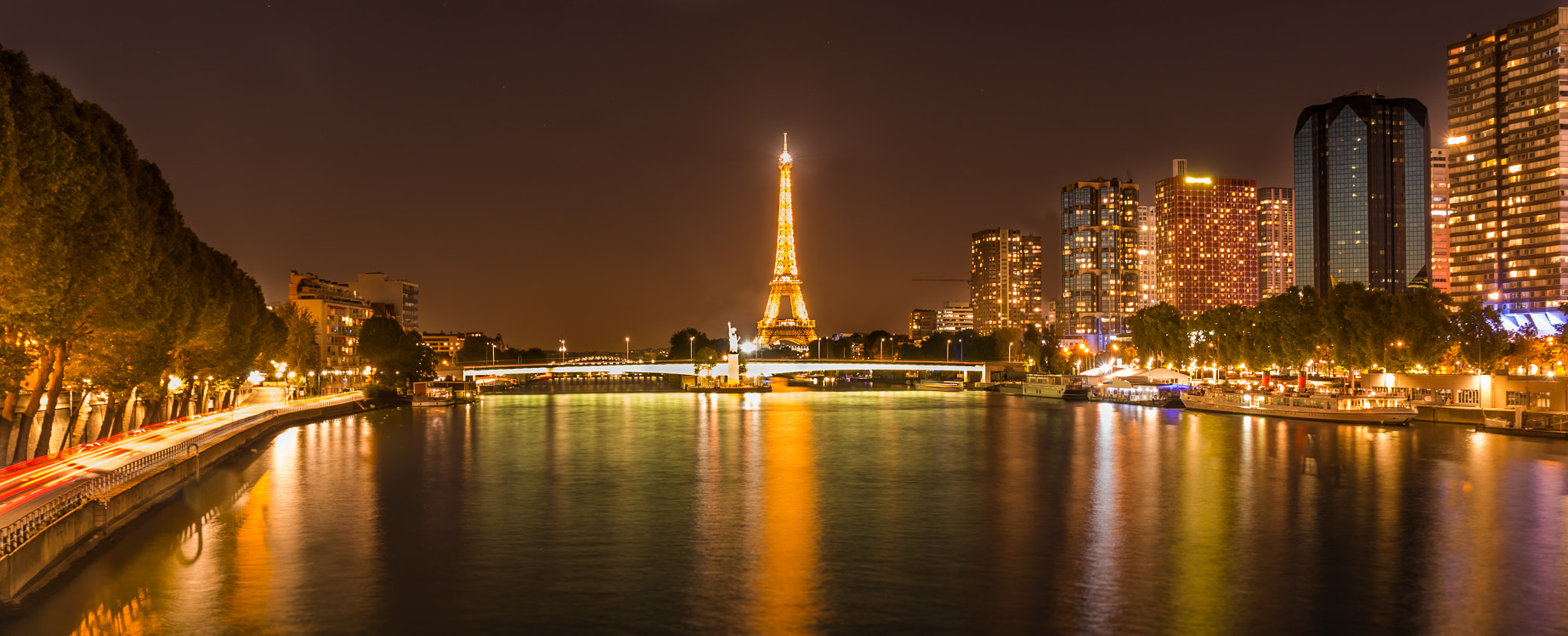 Sigma 17-70mm F2.8-4 DC Macro OS HSM sample photo. Eiffel tour, paris. photography