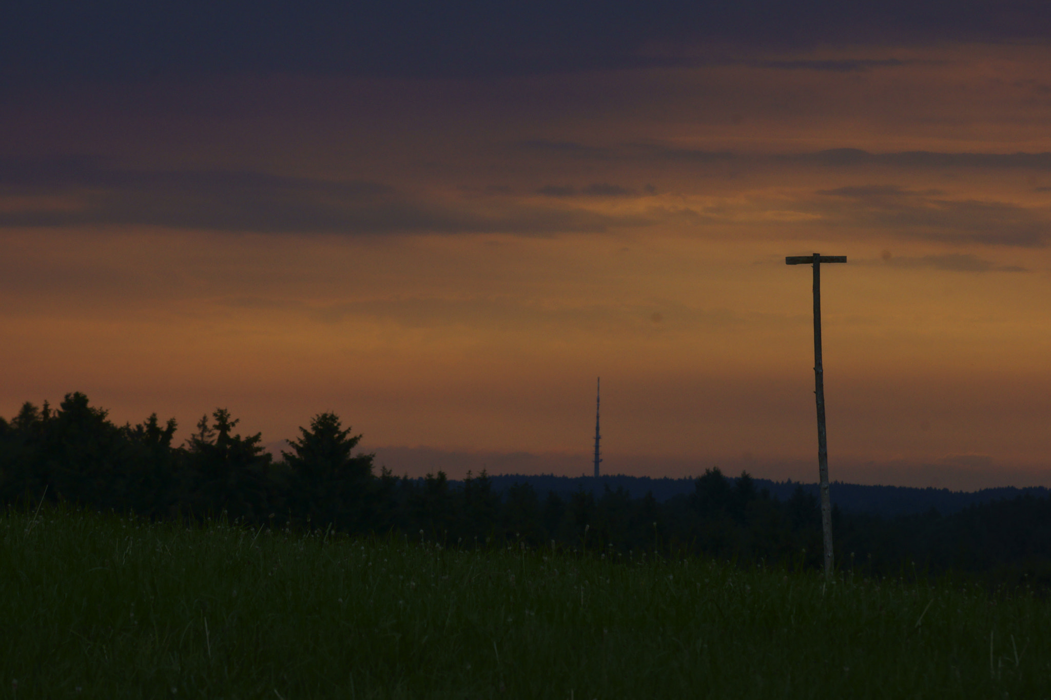 Sony SLT-A77 + Sony DT 55-200mm F4-5.6 SAM sample photo. Sunset photography