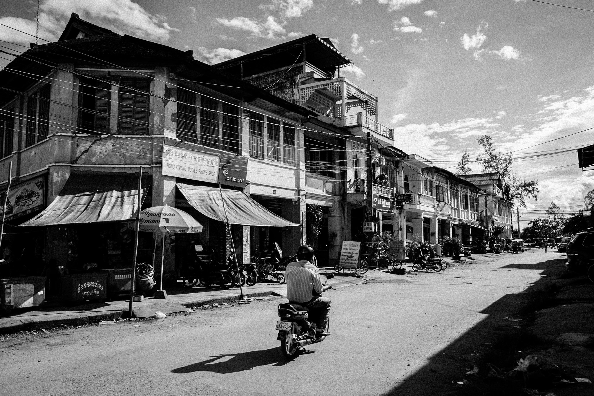 Sigma 17-70mm F2.8-4 DC Macro OS HSM sample photo. Cambodia photography