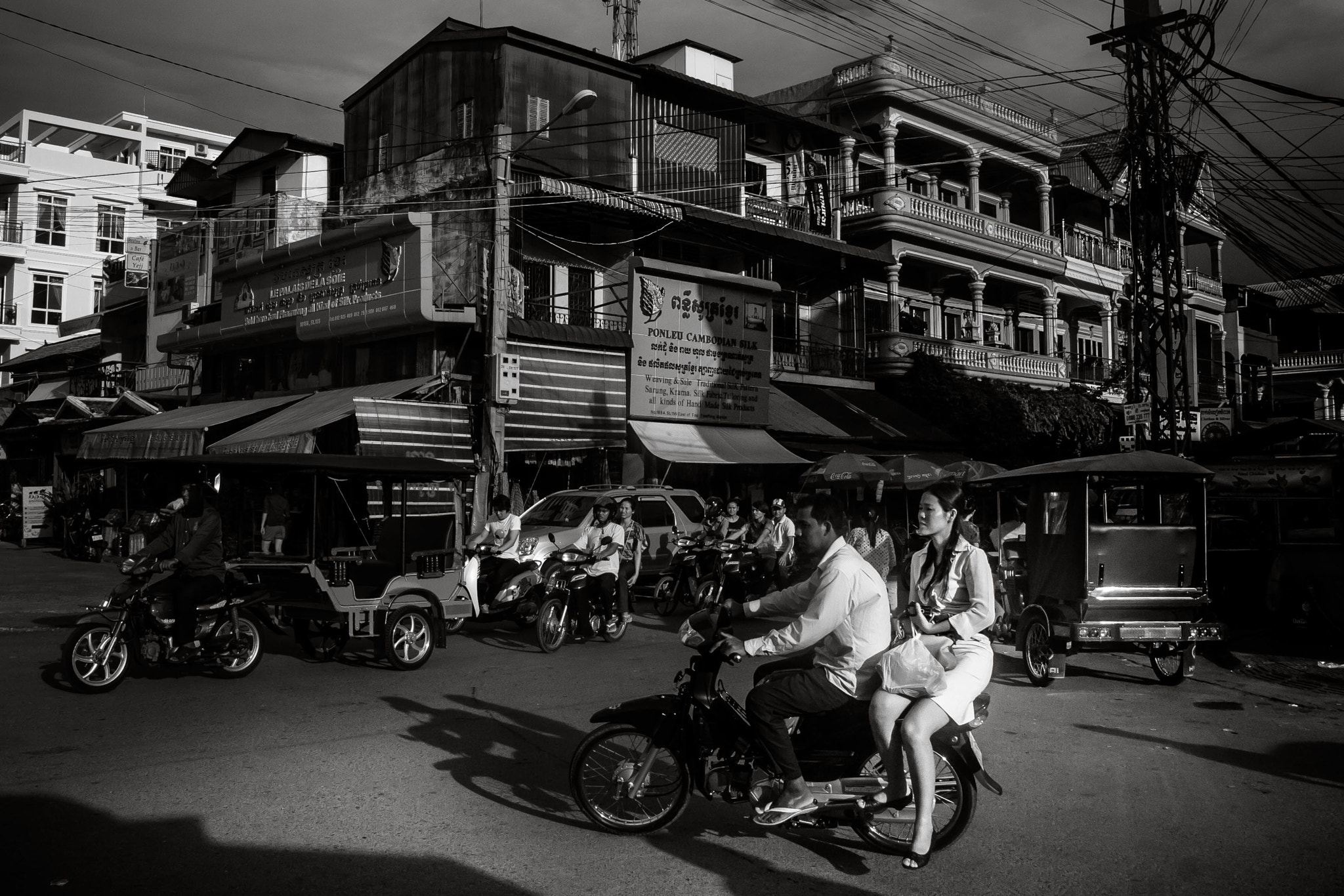 Sigma 17-70mm F2.8-4 DC Macro OS HSM sample photo. Cambodia photography