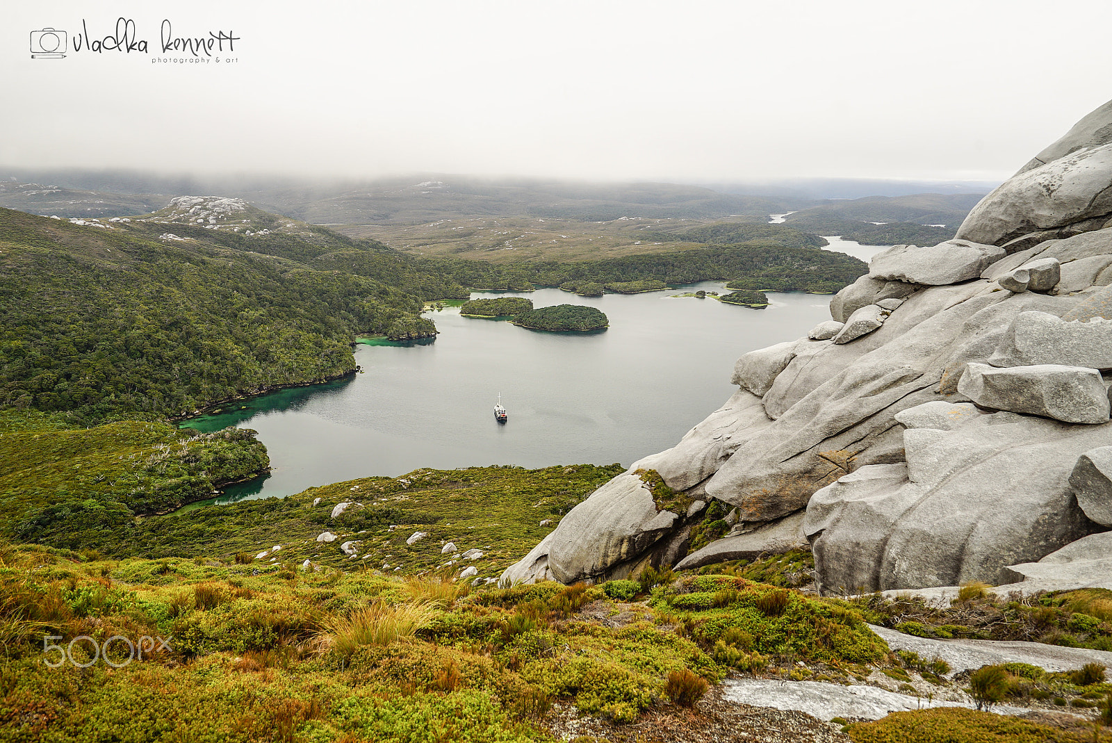 Sony a7S + Sony Vario-Tessar T* FE 16-35mm F4 ZA OSS sample photo. Stewart island discovery cruise photography